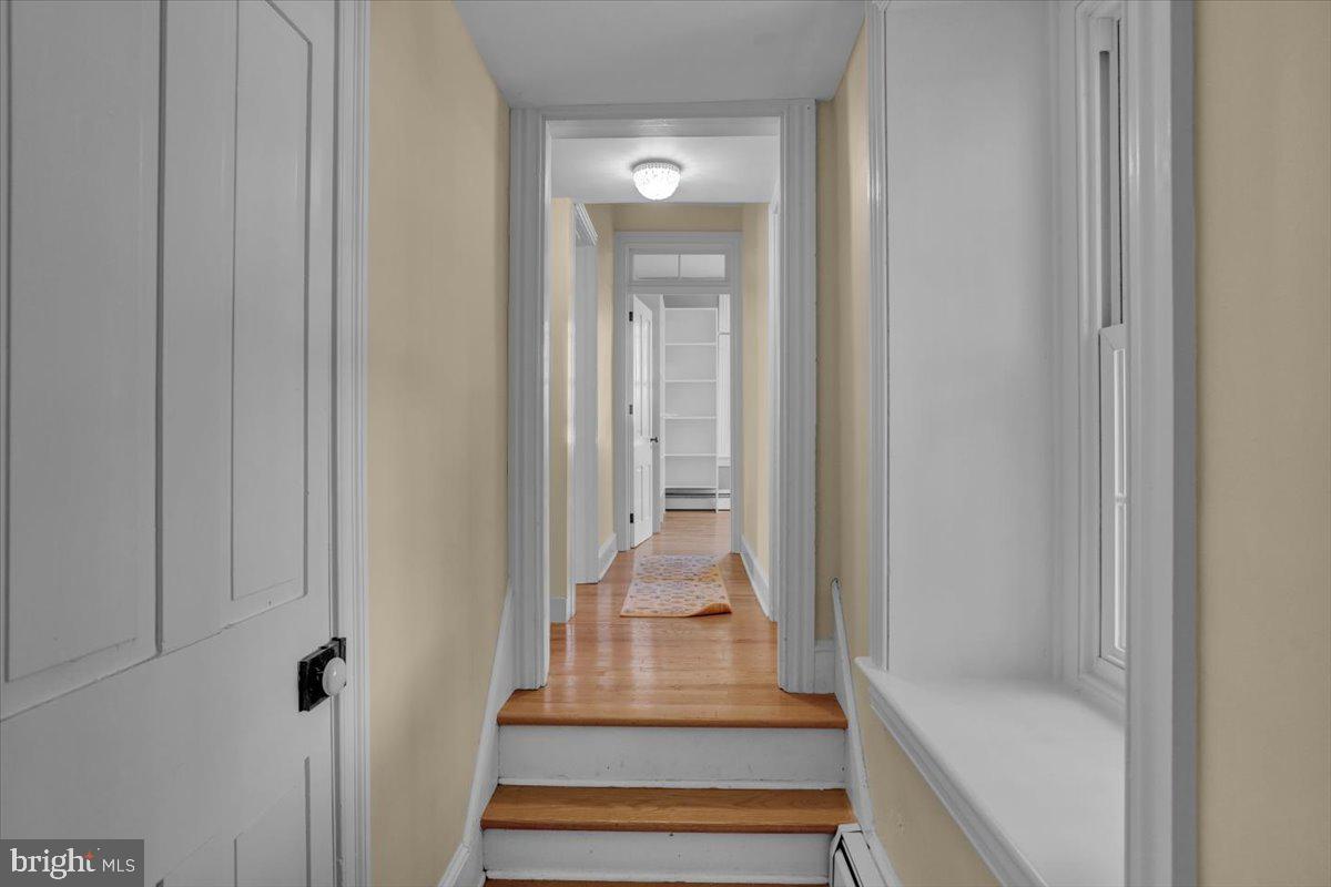 Mohrsville, Pennsylvania, 19541, United States, 4 Bedrooms Bedrooms, ,2 BathroomsBathrooms,Residential,For Sale,1827431