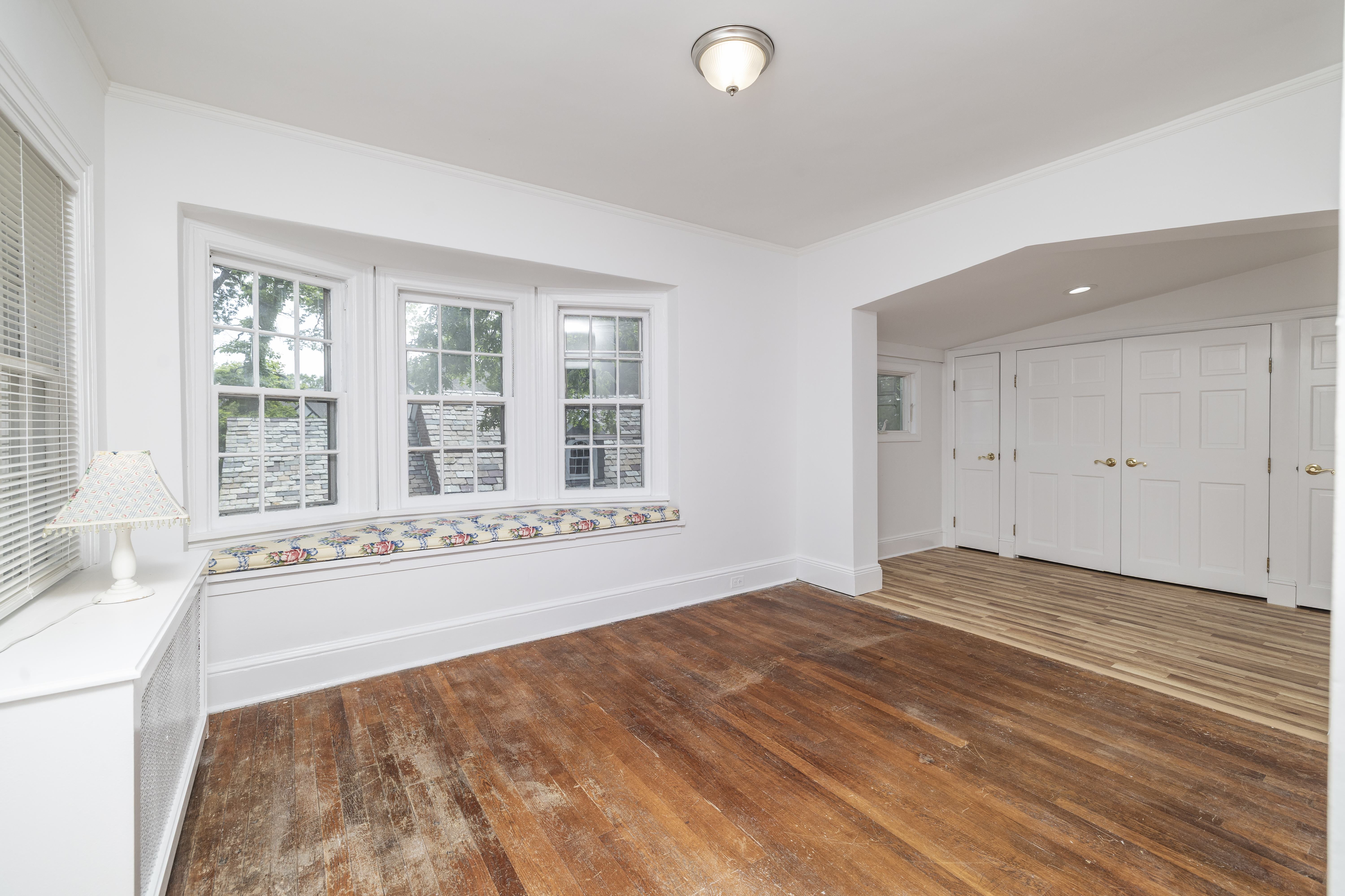  210 Demott Avenue, Rockville Centre, NY, 11570 - 物件實景