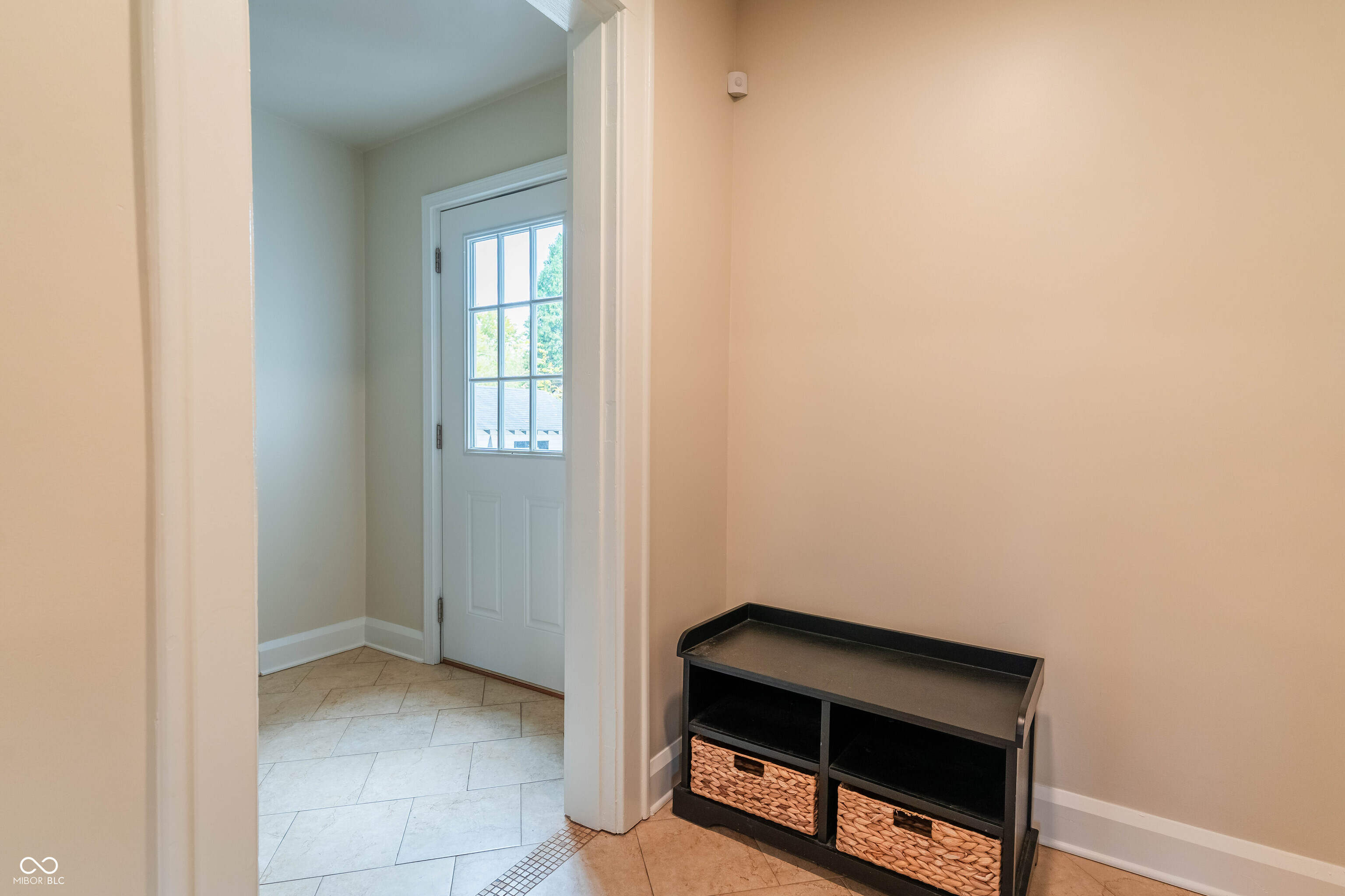 Indianapolis, Indiana, 46268, United States, 4 Bedrooms Bedrooms, ,2 BathroomsBathrooms,Residential,For Sale,1981741