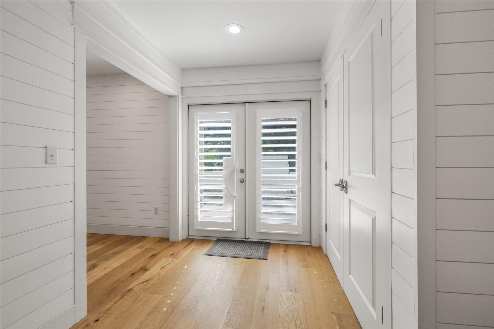 Tallahassee, Florida, 32308-0927, United States, 4 Bedrooms Bedrooms, ,3 BathroomsBathrooms,Residential,For Sale,1981532