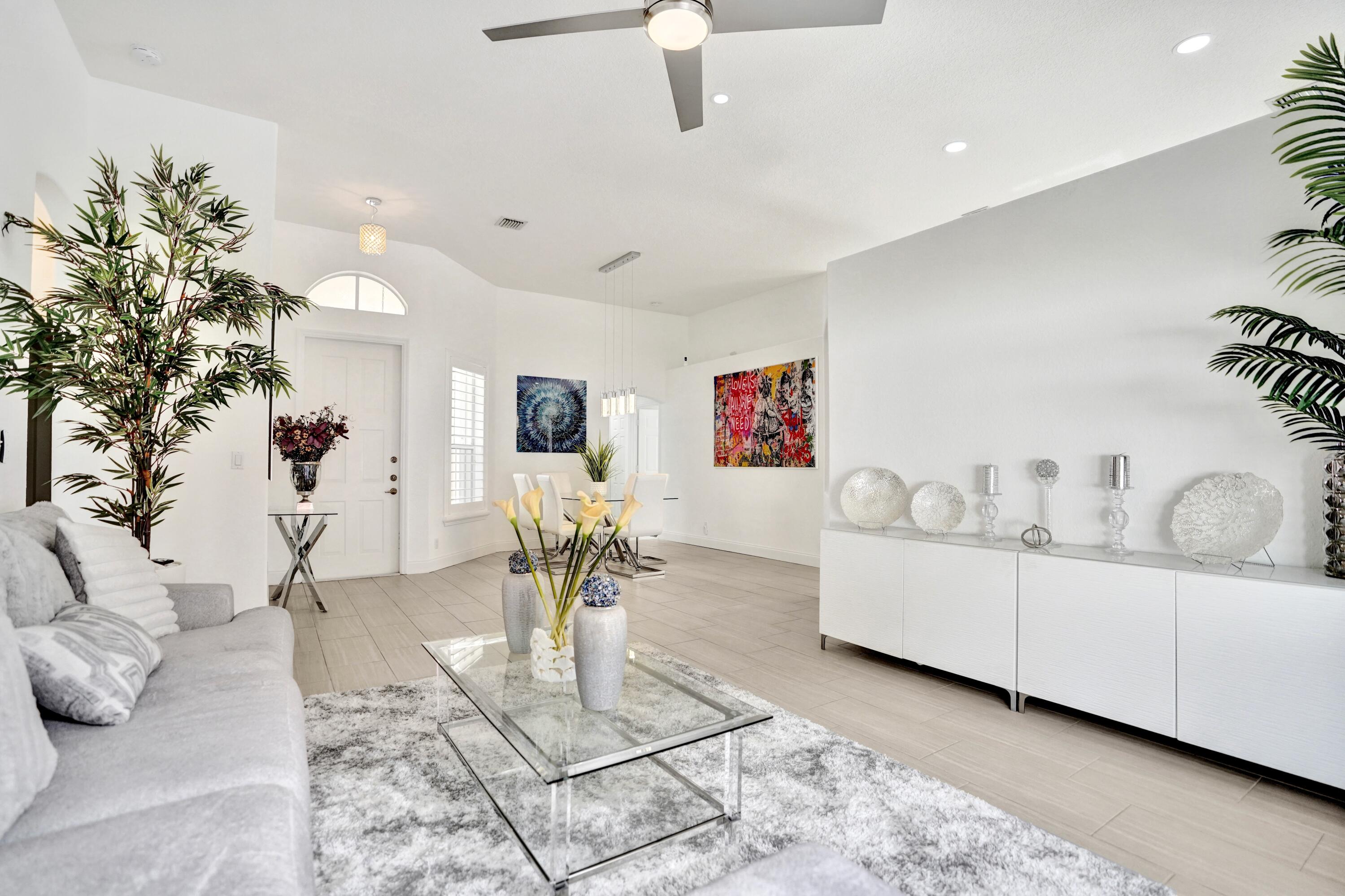Lake Worth, Florida, 33463, United States, 3 Bedrooms Bedrooms, ,3 BathroomsBathrooms,Residential,For Sale,1905874