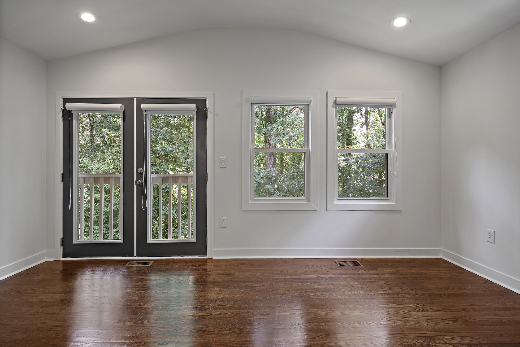  Charming Updated Ranch Home in Sought-after Clairmont Terrace Neighborhood - 物件實景