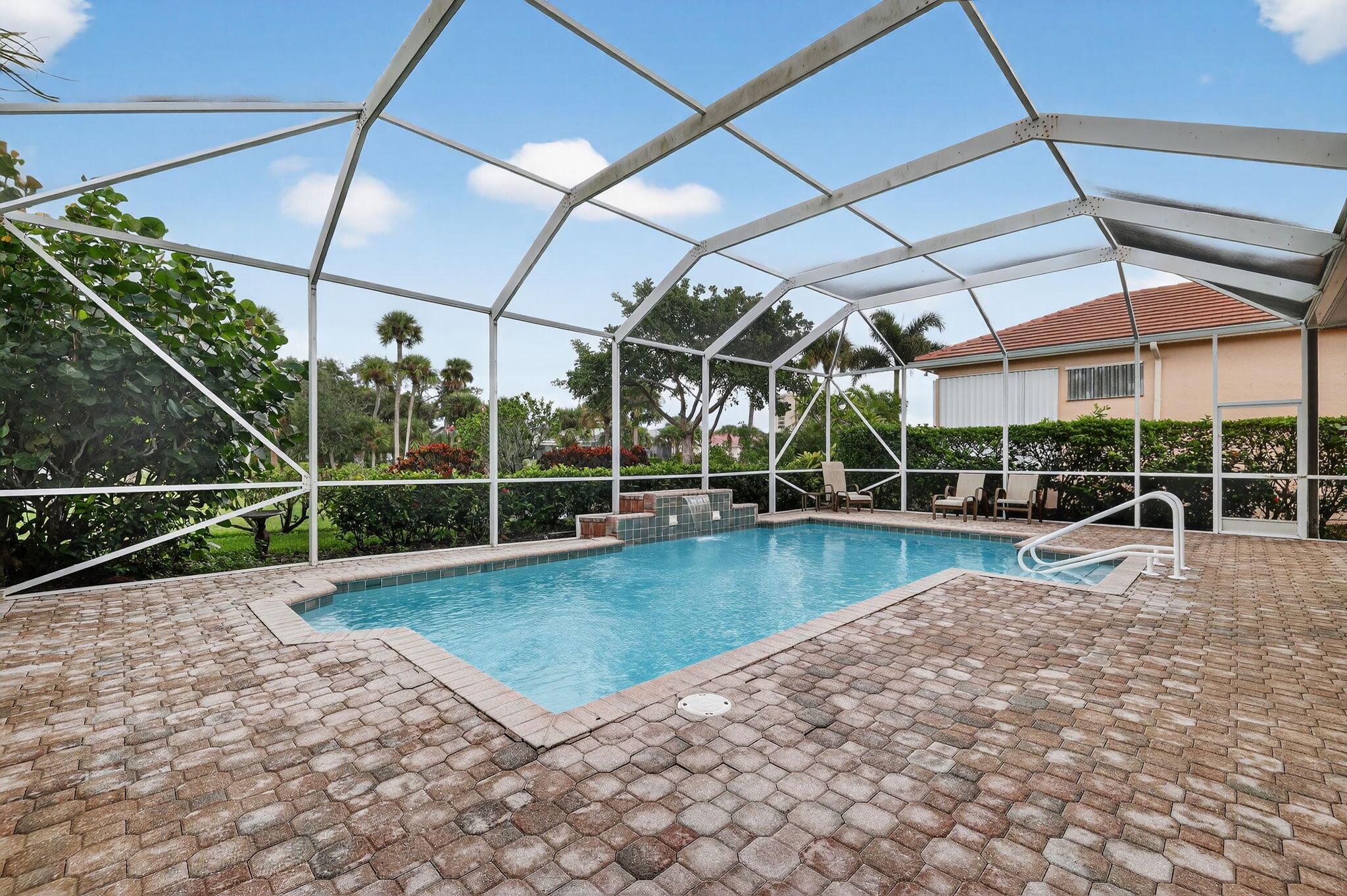 Fort Pierce, Florida, 34949, United States, 2 Bedrooms Bedrooms, ,2 BathroomsBathrooms,Residential,For Sale,1989196