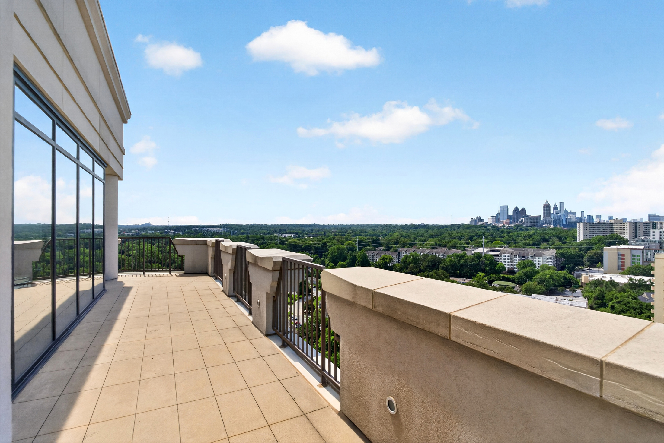  Extraordinary Penthouse with Skyline Views, Perfectly Situated on Peachtree - 物件實景