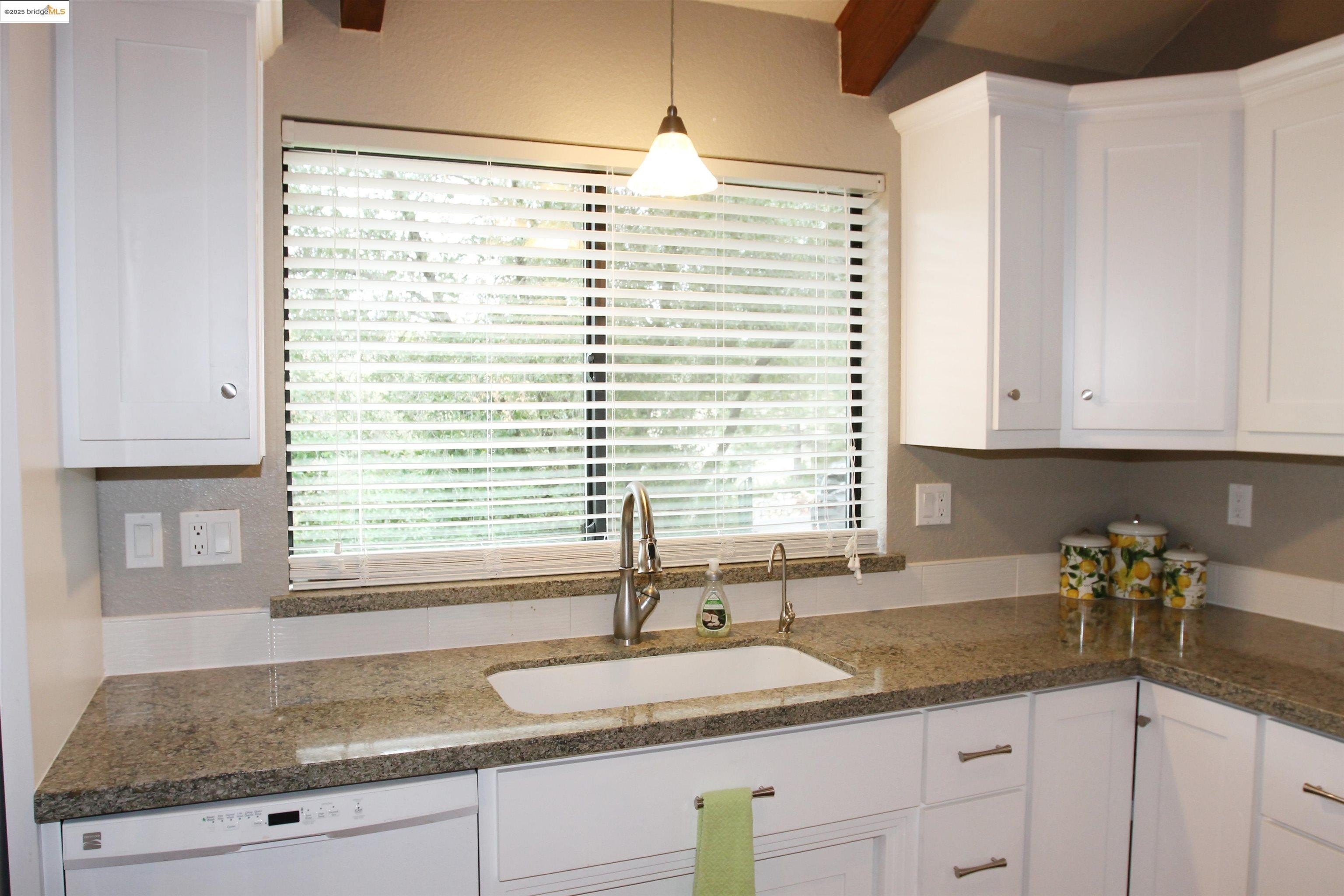 Columbia, California, 95310, United States, 3 Bedrooms Bedrooms, ,4 BathroomsBathrooms,Residential,For Sale,1974290