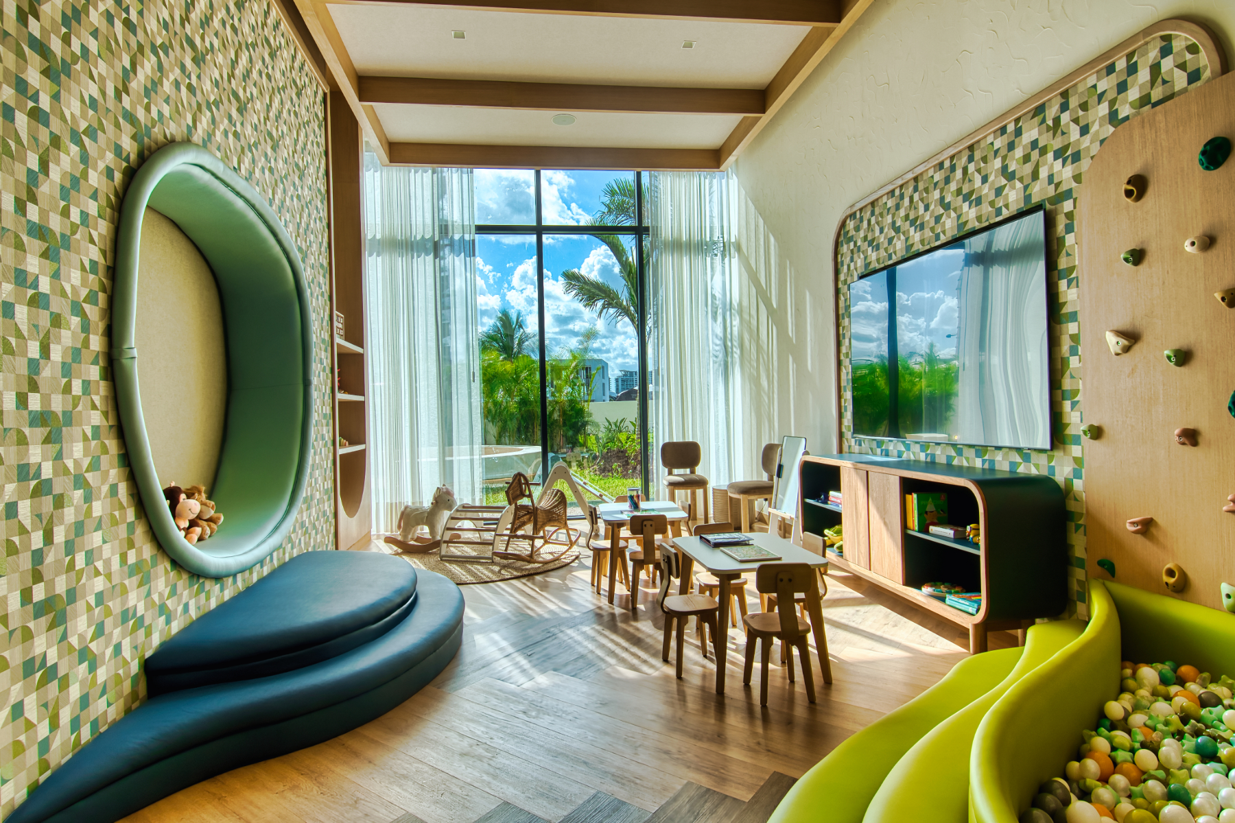  Oceanfront SLS Residences - 物件實景
