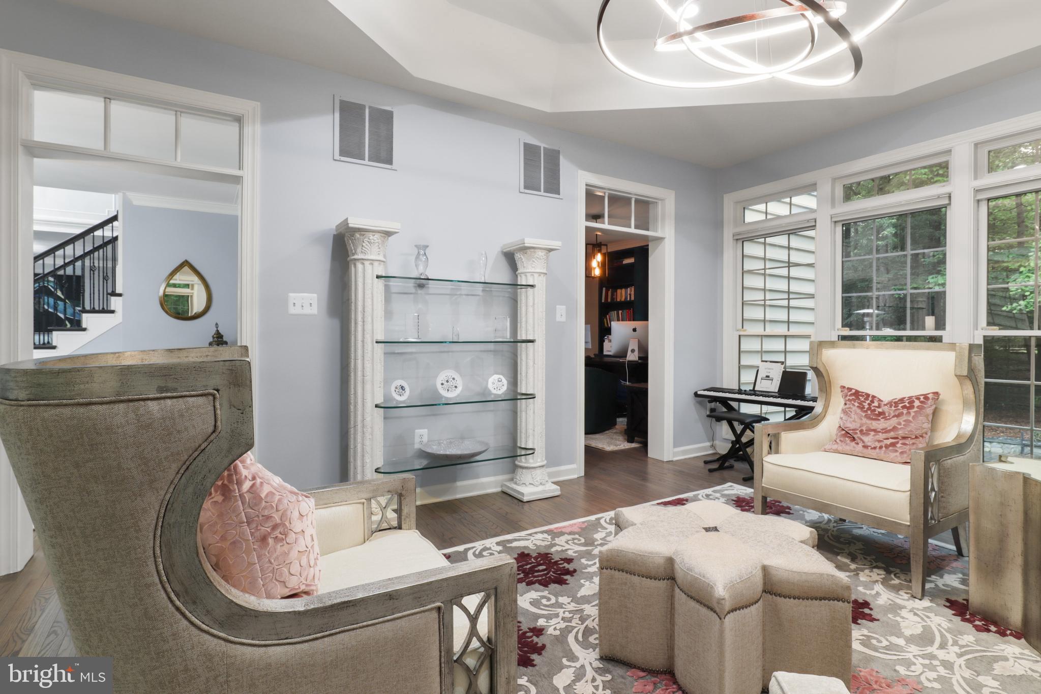 Fairfax Station, Virginia, 22039, United States, 5 Bedrooms Bedrooms, ,6 BathroomsBathrooms,Residential,For Sale,1981380