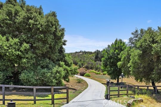 Murrieta, California, 92562, United States, 4 Bedrooms Bedrooms, ,3 BathroomsBathrooms,Residential,For Sale,1850373