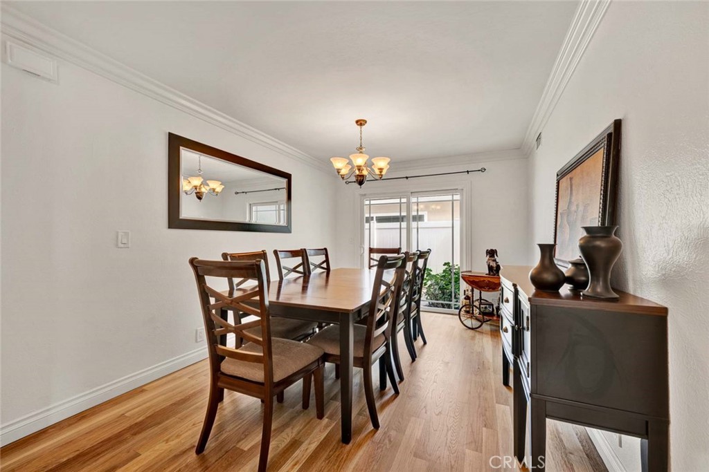 Tustin, California, 92780, United States, 4 Bedrooms Bedrooms, ,3 BathroomsBathrooms,Residential,For Sale,1941038