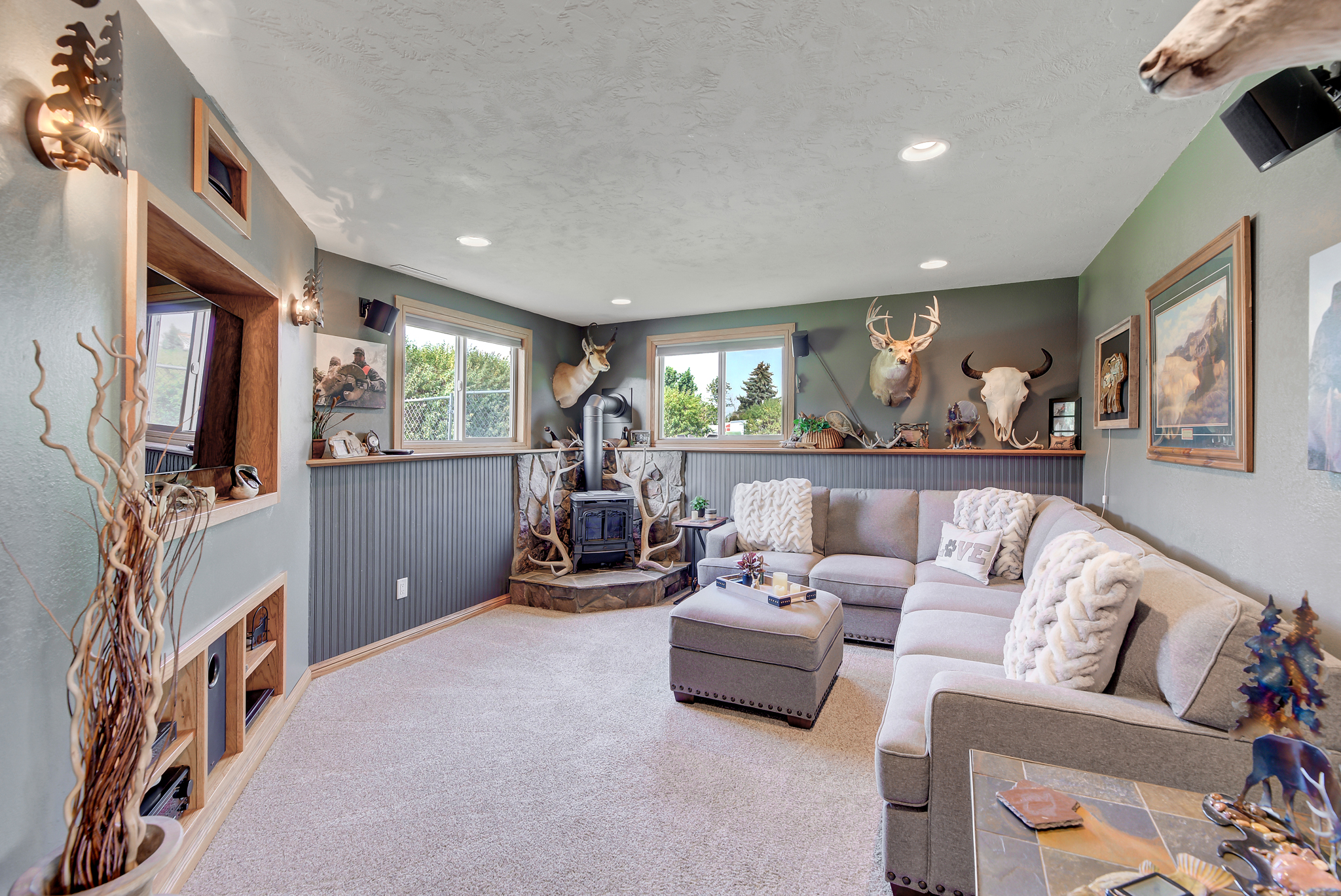 Helena, Montana, 59602, United States, 4 Bedrooms Bedrooms, ,3 BathroomsBathrooms,Residential,For Sale,1983426