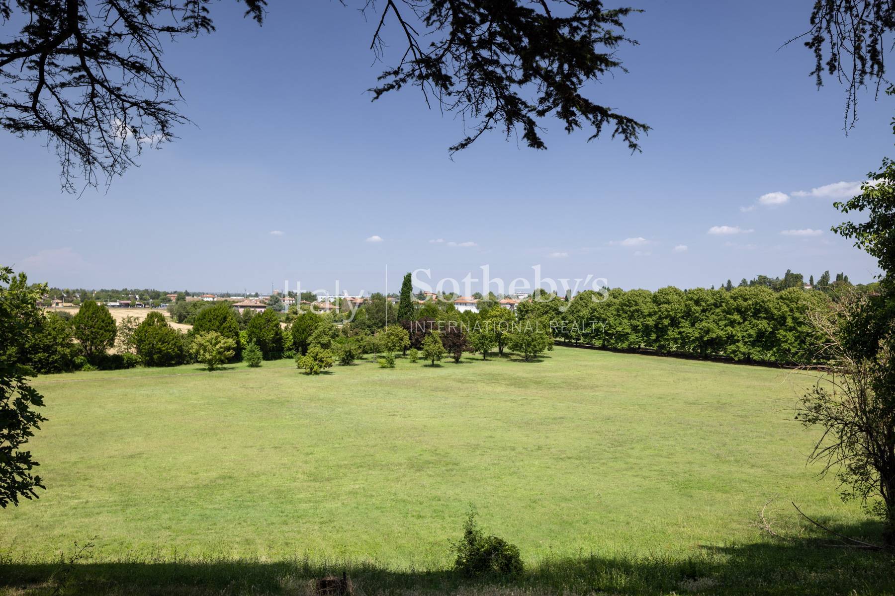  Representative Estate with Three Villas and Private Park - 物件實景