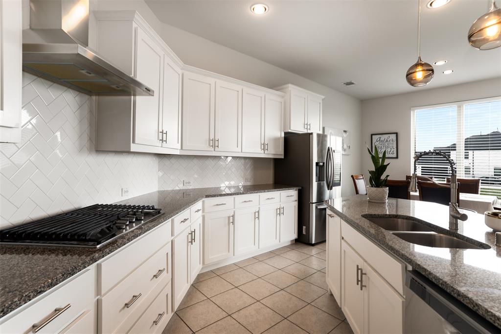 Heath, Texas, 75126, United States, 4 Bedrooms Bedrooms, ,4 BathroomsBathrooms,Residential,For Sale,1784513