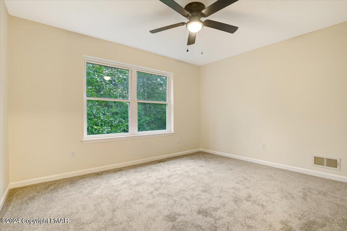Stroudsburg, Pennsylvania, 18360, United States, 4 Bedrooms Bedrooms, ,3 BathroomsBathrooms,Residential,For Sale,1858014