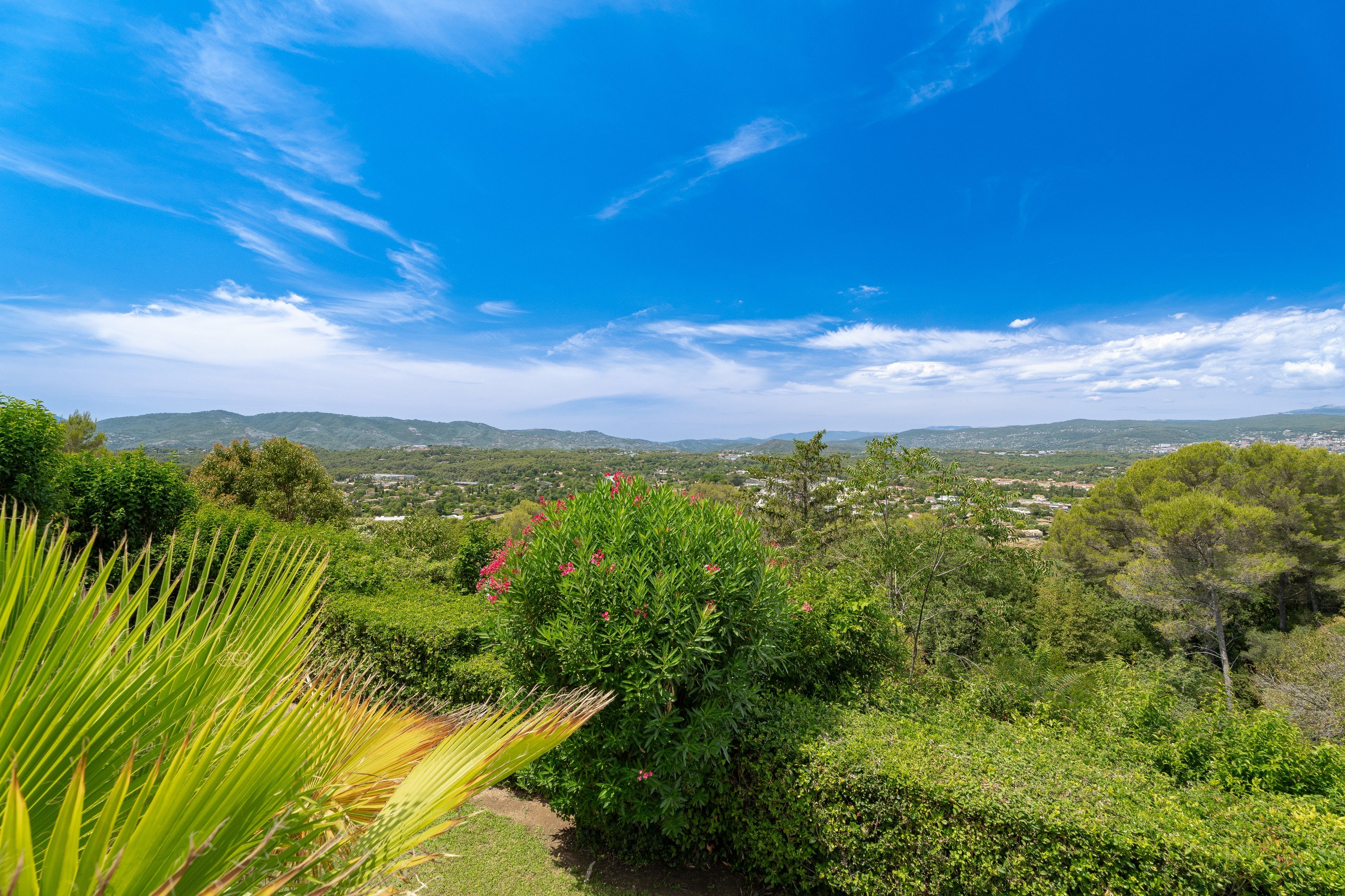  Exceptional property for sale in Mougins, panoramic views, close to the village - 物件實景