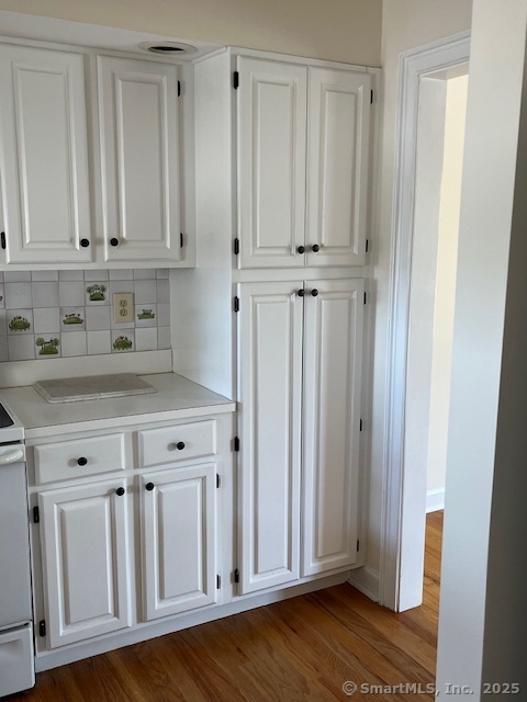 Bridgeport, Connecticut, 06605, United States, 2 Bedrooms Bedrooms, ,3 BathroomsBathrooms,Residential,For Sale,1903371
