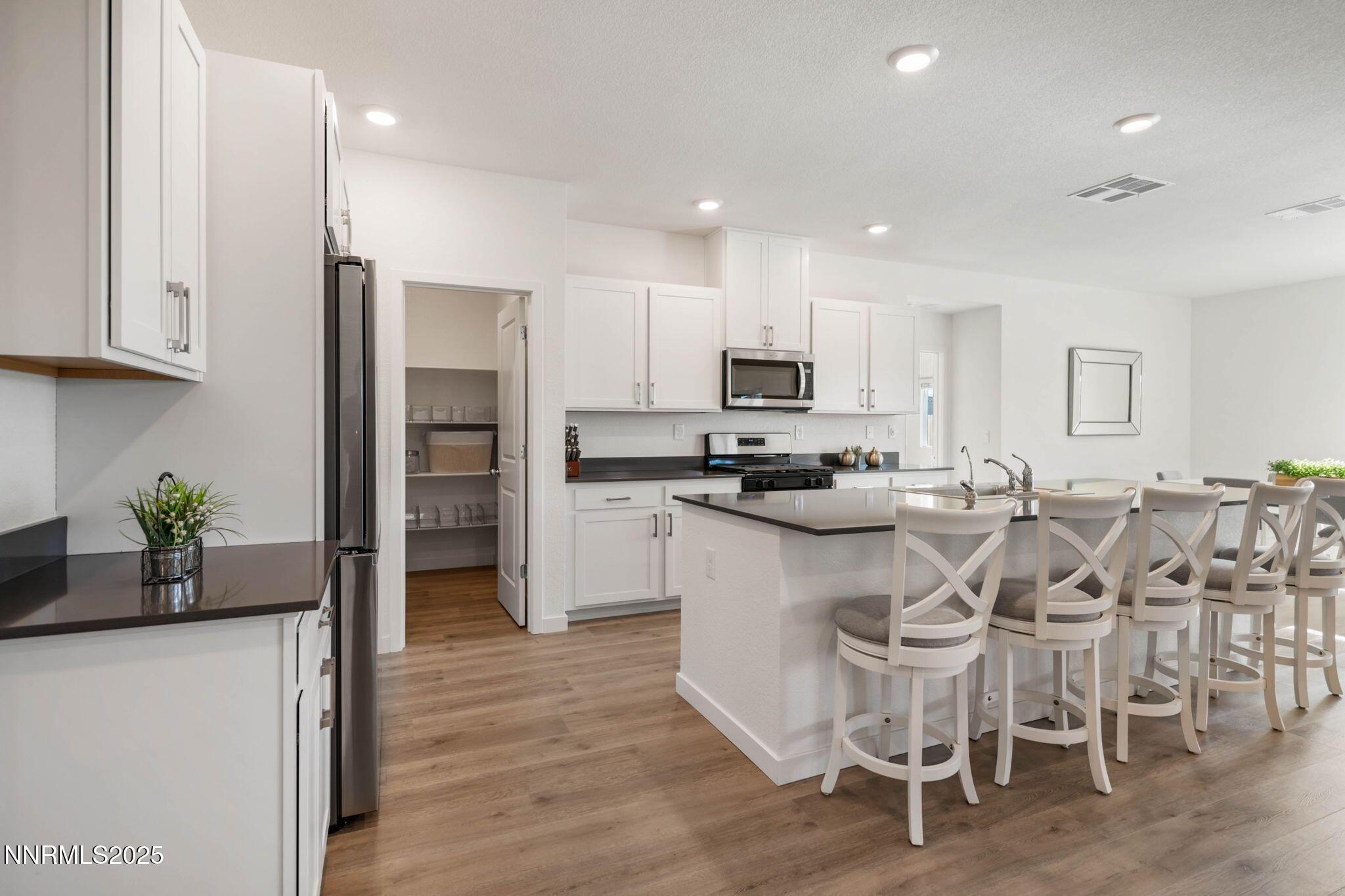 Dayton, Nevada, 89403, United States, 4 Bedrooms Bedrooms, ,3 BathroomsBathrooms,Residential,For Sale,1988311