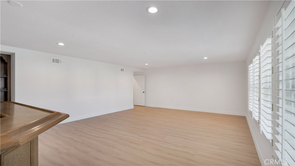 Lake Forest, California, 92630, United States, 4 Bedrooms Bedrooms, ,3 BathroomsBathrooms,Residential,For Sale,1987974