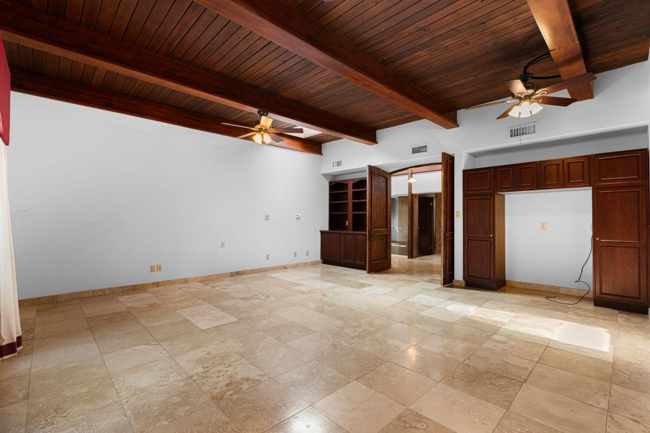 Albuquerque, New Mexico, 87106, United States, 4 Bedrooms Bedrooms, ,5 BathroomsBathrooms,Residential,For Sale,1896146