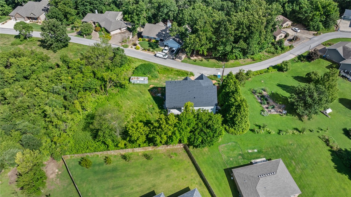 Bella Vista, Arkansas, 72715, United States, 3 Bedrooms Bedrooms, ,3 BathroomsBathrooms,Residential,For Sale,1897154