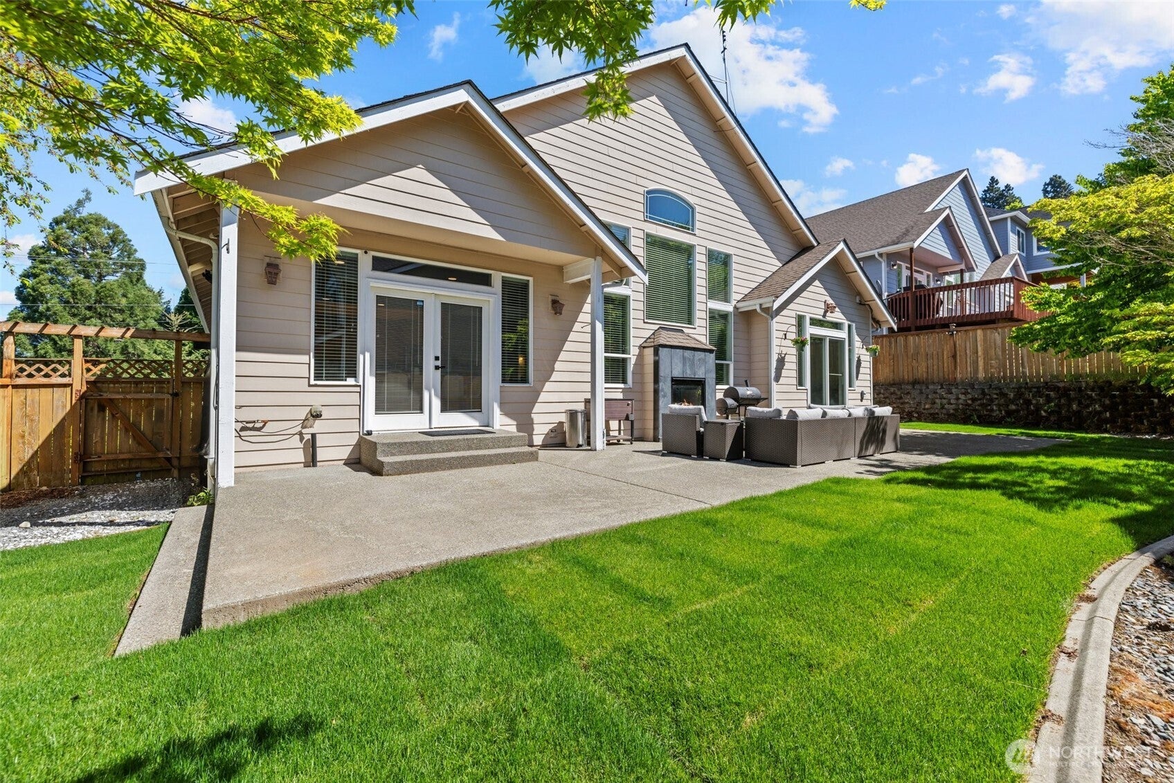 Tacoma, Washington, 98422, United States, 3 Bedrooms Bedrooms, ,3 BathroomsBathrooms,Residential,For Sale,1924531