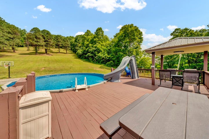 Vanceburg, Kentucky, 41179, United States, 4 Bedrooms Bedrooms, ,2 BathroomsBathrooms,Residential,For Sale,1984182