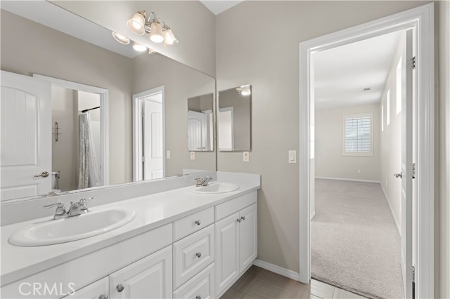 Murrieta, California, 92563, United States, 5 Bedrooms Bedrooms, ,3 BathroomsBathrooms,Residential,For Sale,2025451