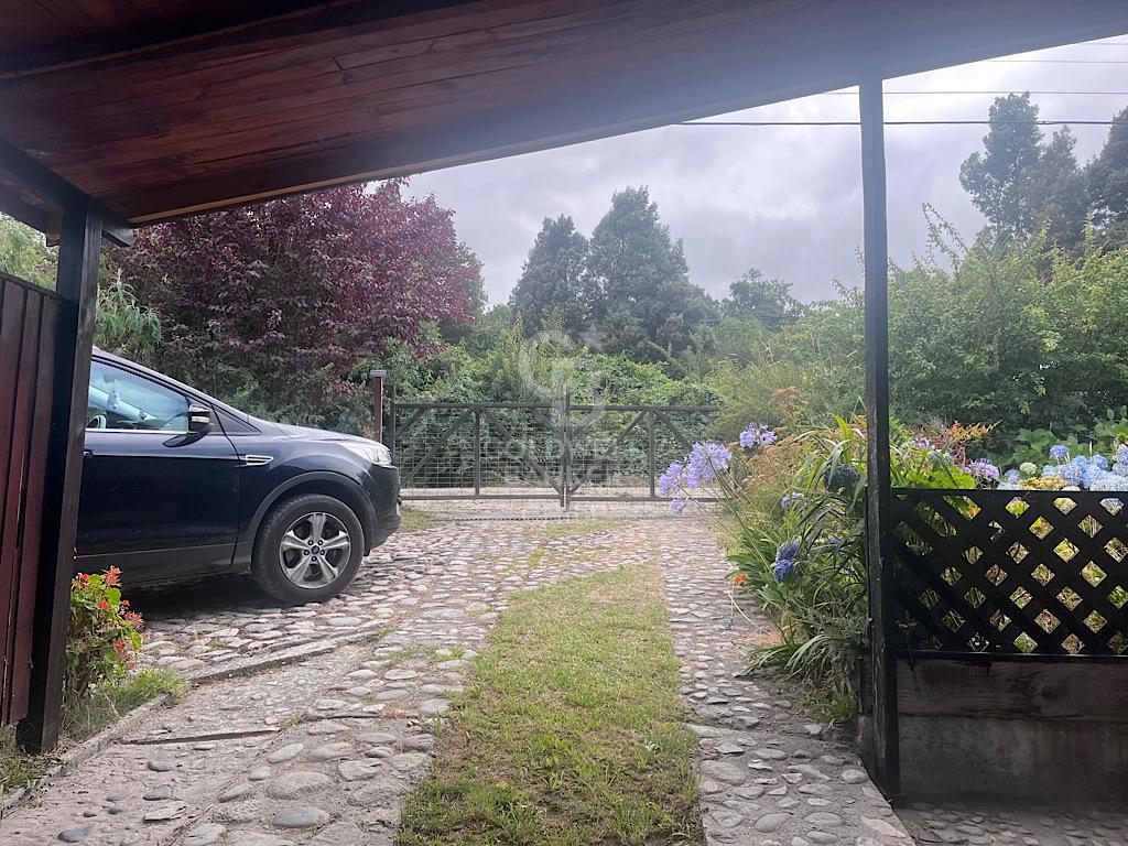Futrono, Chile, 5 Bedrooms Bedrooms, ,4 BathroomsBathrooms,Residential,For Sale,1920006