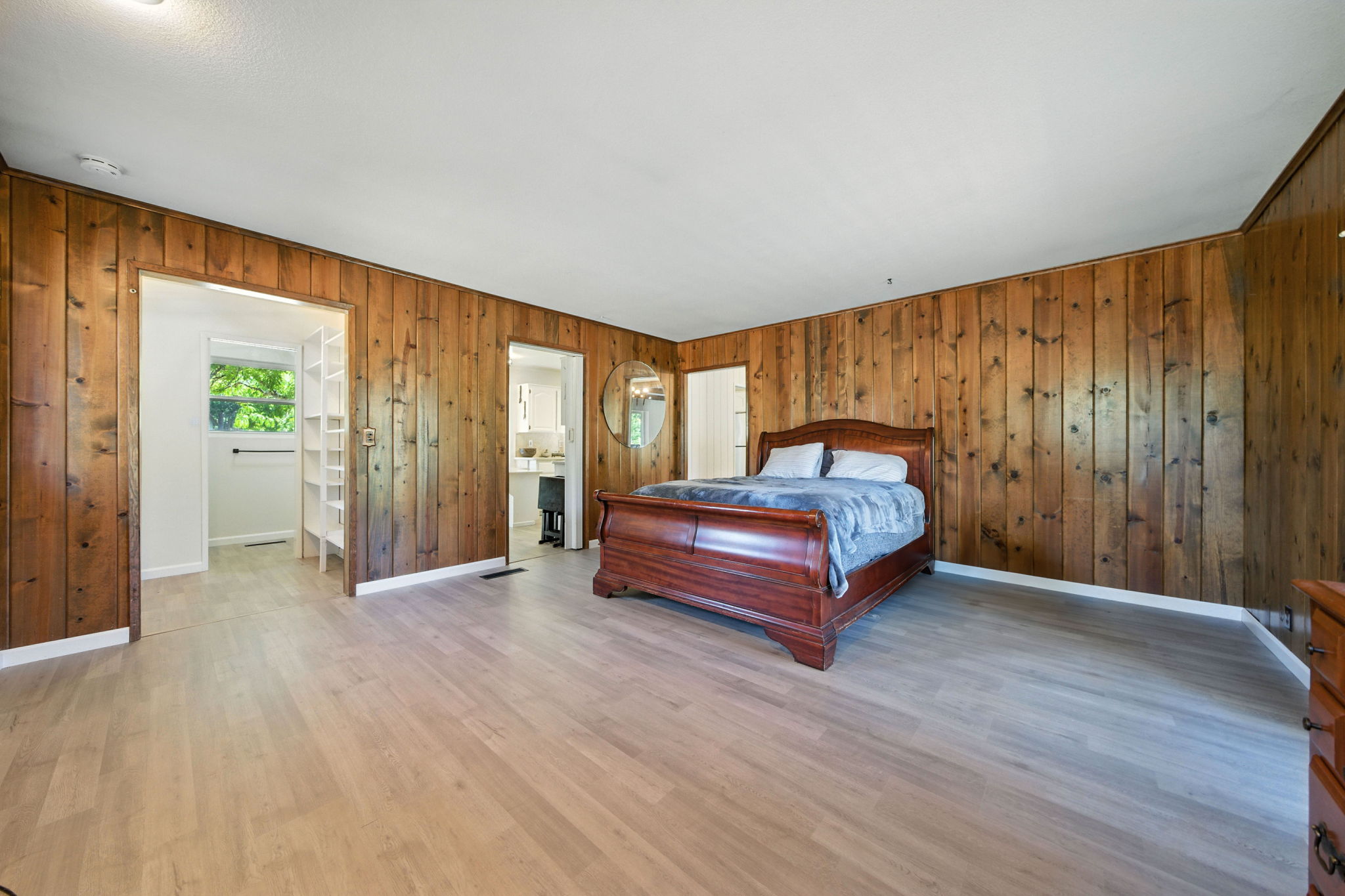 Lewiston, California, 96052, United States, 3 Bedrooms Bedrooms, ,3 BathroomsBathrooms,Residential,For Sale,1937334
