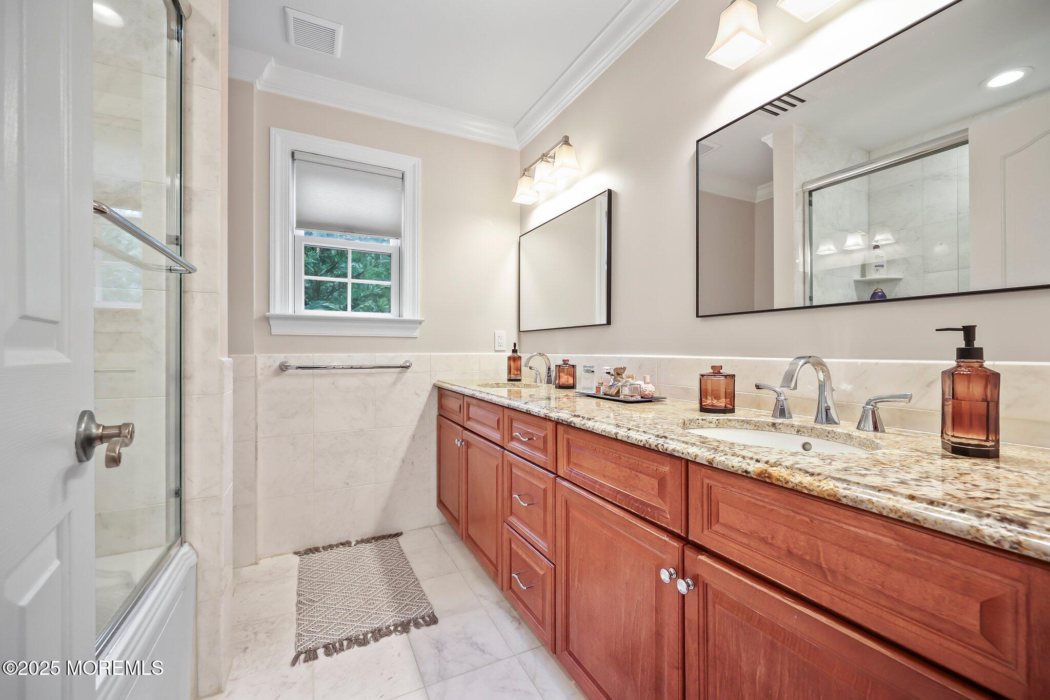 Millstone, New Jersey, 07726, United States, 5 Bedrooms Bedrooms, ,4 BathroomsBathrooms,Residential,For Sale,1804115