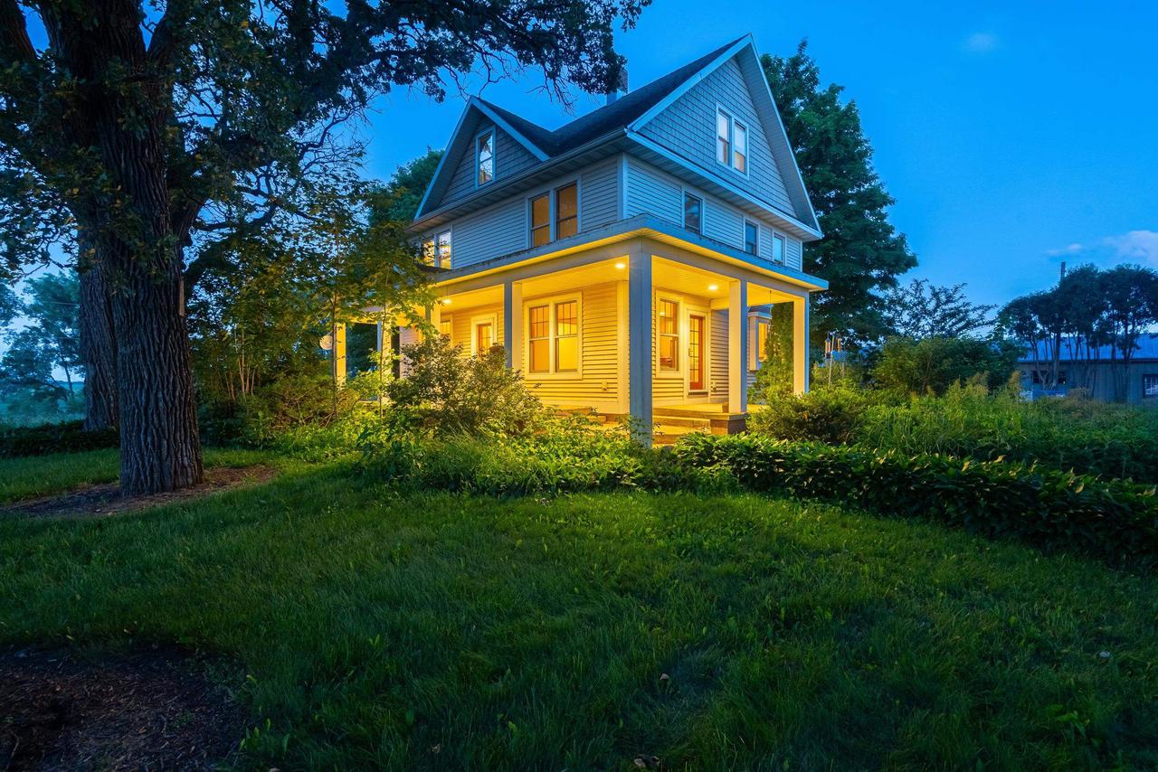 Pickett, Wisconsin, 54964, United States, 3 Bedrooms Bedrooms, ,3 BathroomsBathrooms,Residential,For Sale,1887702
