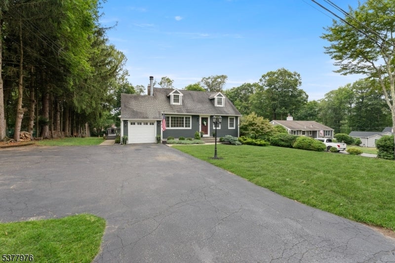 Randolph Twp., New Jersey, 07869, United States, 3 Bedrooms Bedrooms, ,2 BathroomsBathrooms,Residential,For Sale,1944786