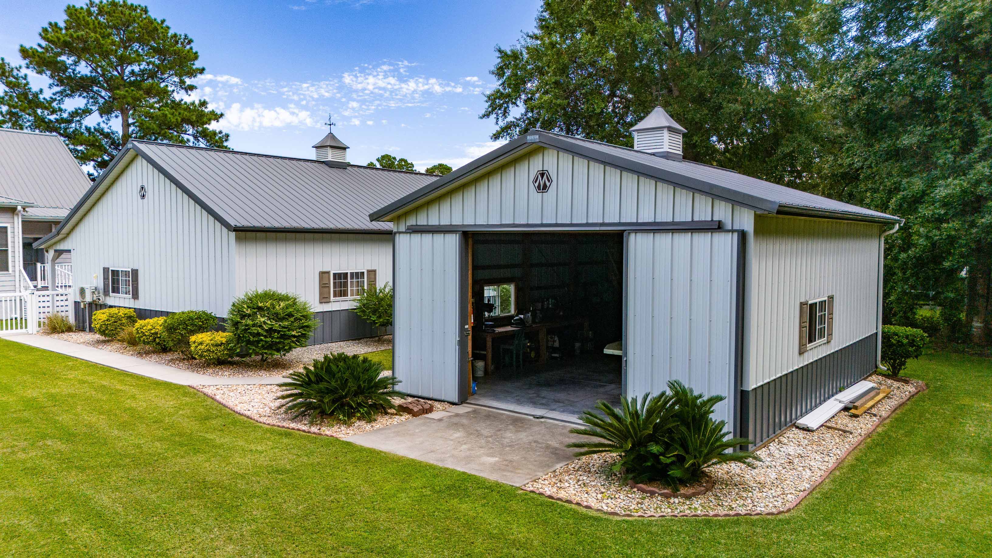 Oriental, North Carolina, 28571, United States, 4 Bedrooms Bedrooms, ,4 BathroomsBathrooms,Residential,For Sale,1944868