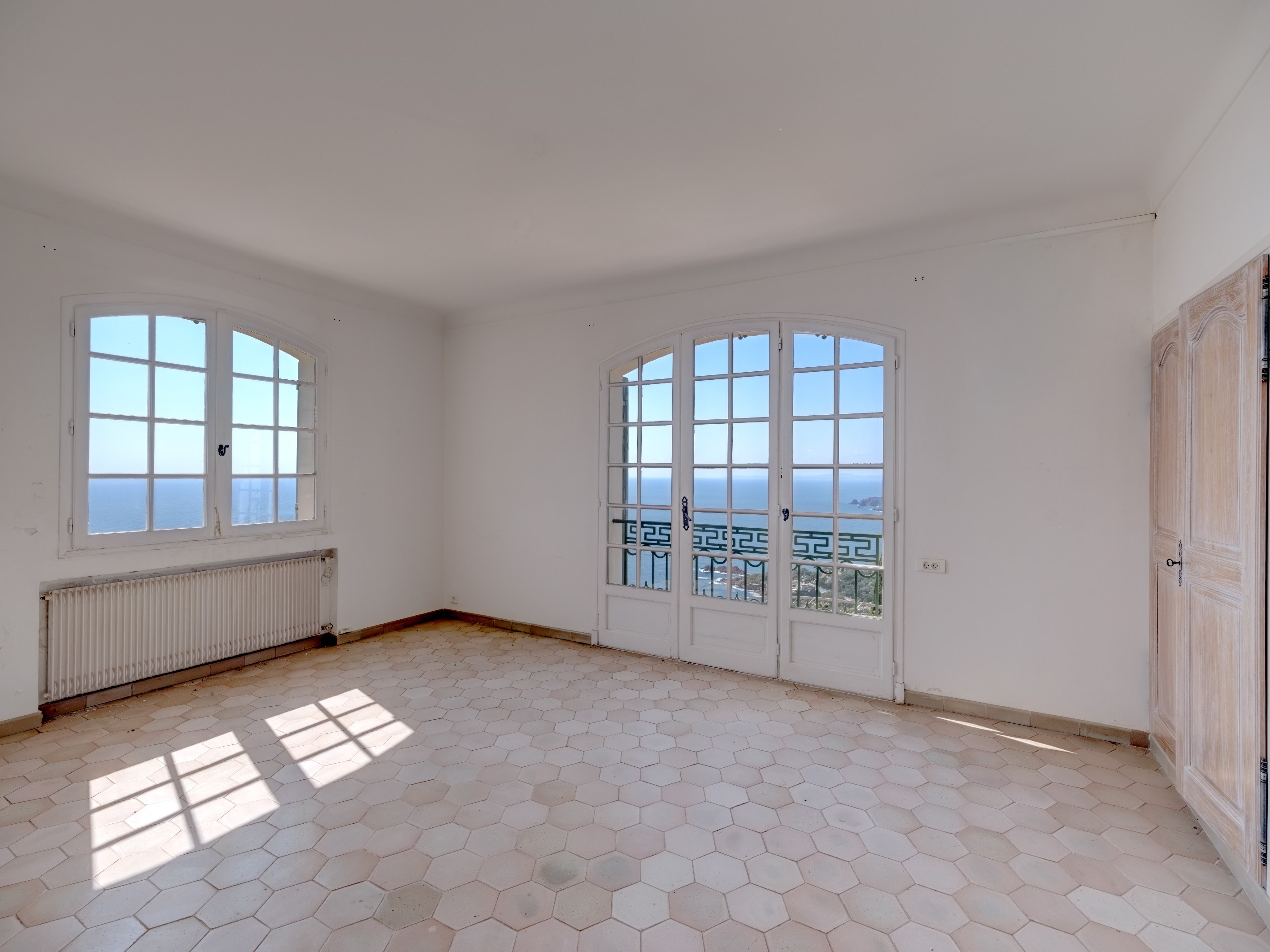  Saint-Raphaël Agay property panoramic sea view land 3100 sqm infinity pool 5 su… - 物件實景