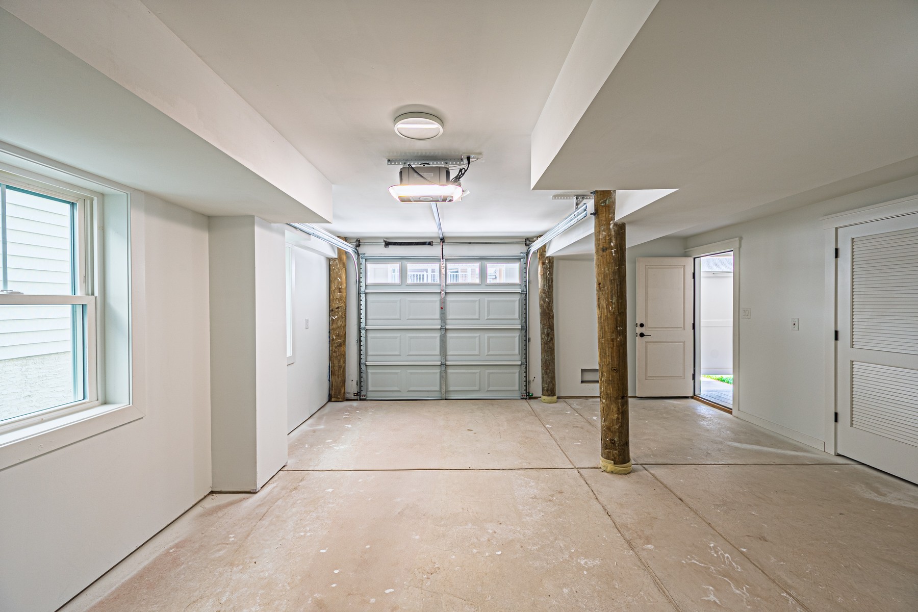  5512 Asbury Avenue - 物件實景