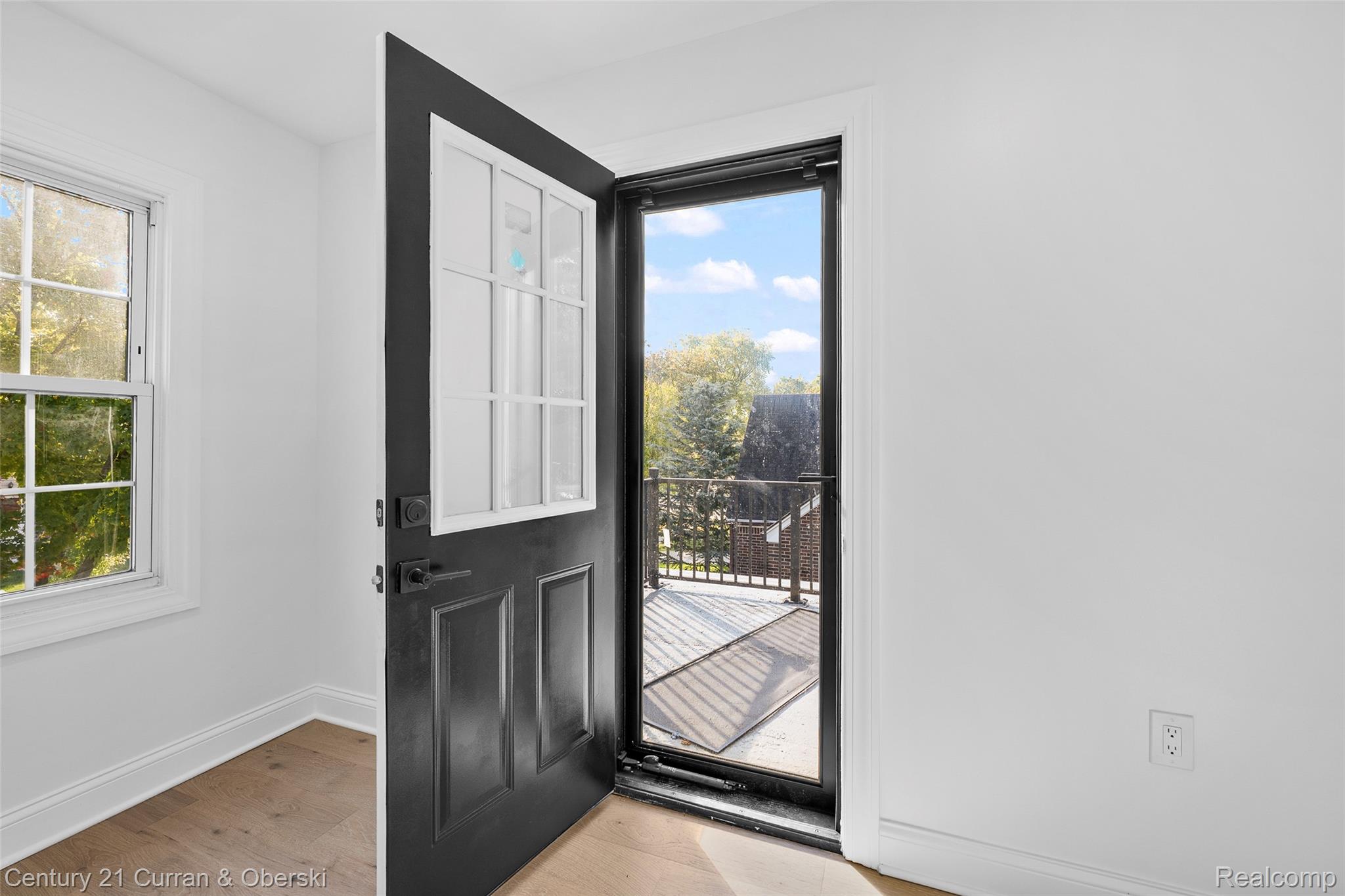 Dearborn, Michigan, 48124, United States, 4 Bedrooms Bedrooms, ,3 BathroomsBathrooms,Residential,For Sale,1979492