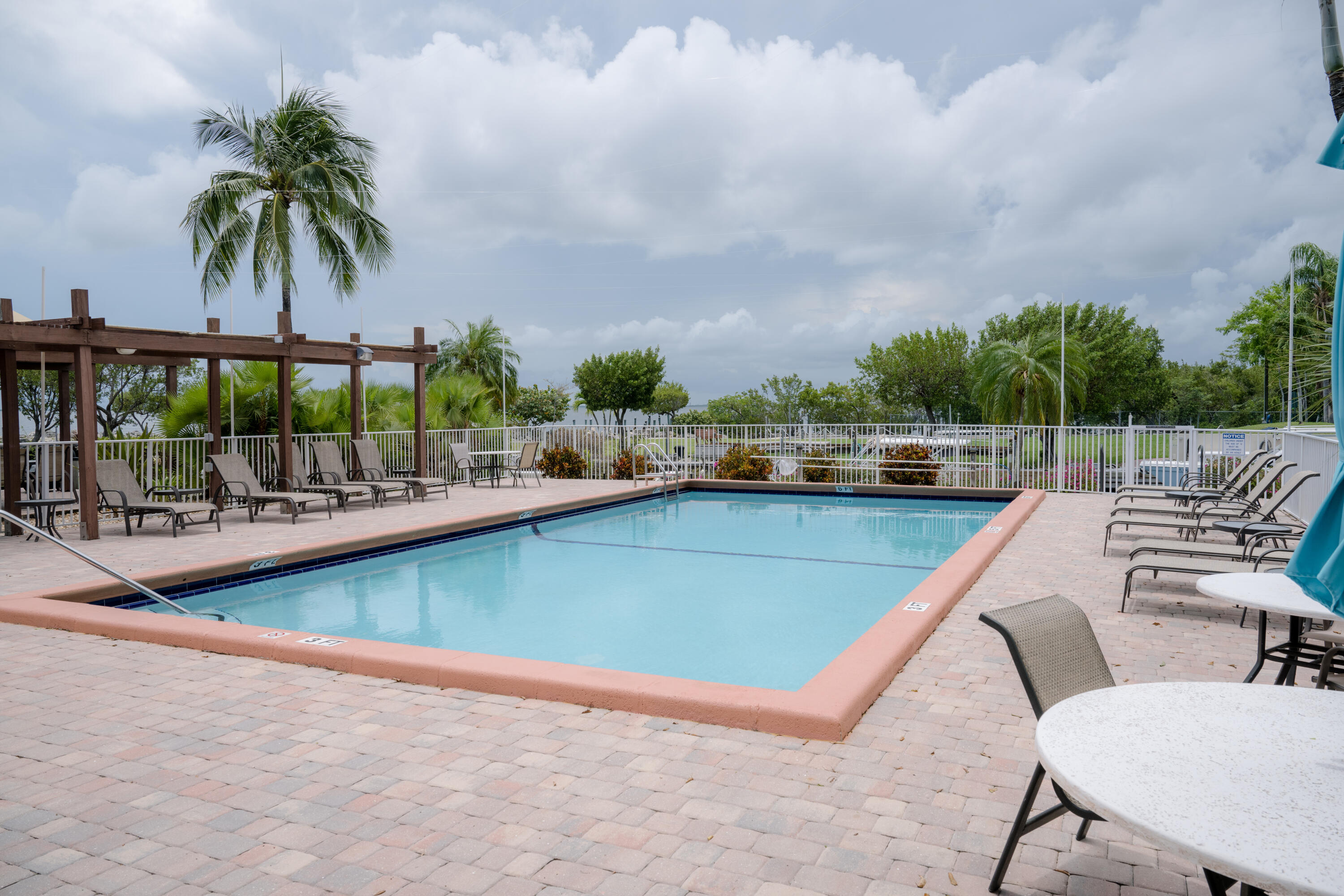 KEY LARGO, Florida, 33037, United States, 3 Bedrooms Bedrooms, ,2 BathroomsBathrooms,Residential,For Sale,1913329