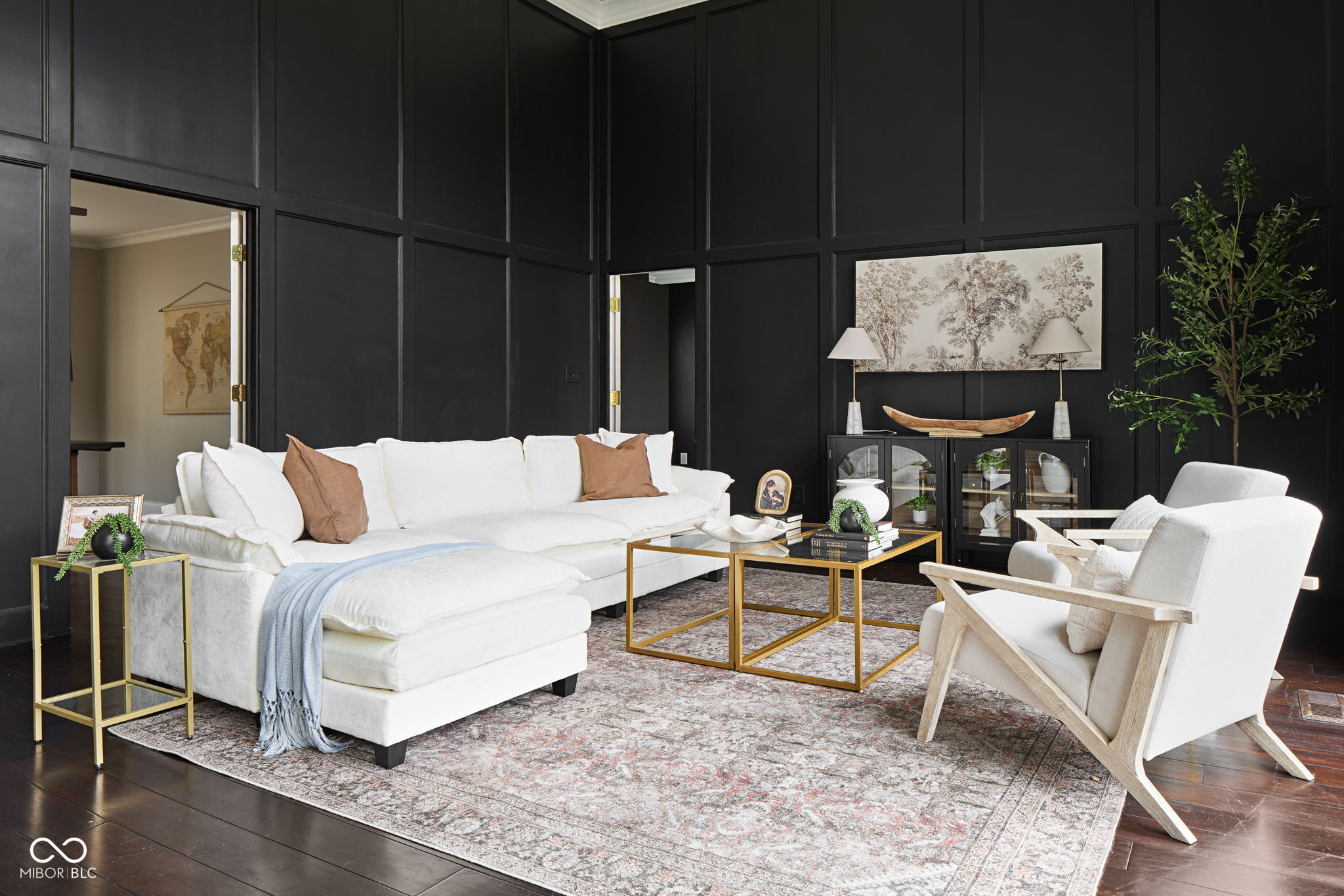 Indianapolis, Indiana, 46226, United States, 6 Bedrooms Bedrooms, ,7 BathroomsBathrooms,Residential,For Sale,1998001