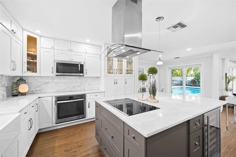 Lighthouse Point, Florida, 33064, United States, 3 Bedrooms Bedrooms, ,3 BathroomsBathrooms,Residential,For Sale,1941022