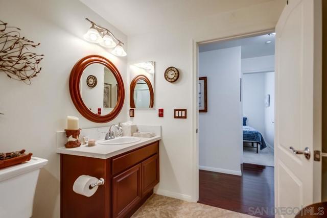 Santee, California, 92071, United States, 2 Bedrooms Bedrooms, ,2 BathroomsBathrooms,Residential,For Sale,1929099