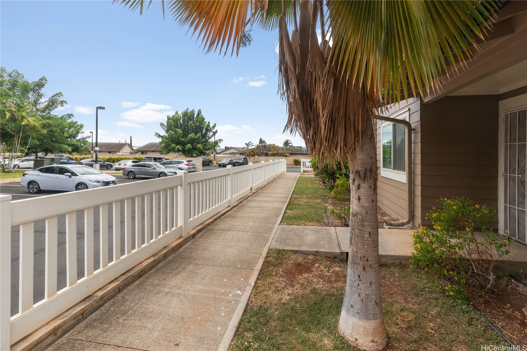 Kapolei, Hawaii, 96707, United States, 3 Bedrooms Bedrooms, ,2 BathroomsBathrooms,Residential,For Sale,1917139