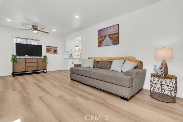 Los Angeles, California, 90032, United States, 4 Bedrooms Bedrooms, ,2 BathroomsBathrooms,Residential,For Sale,1916443