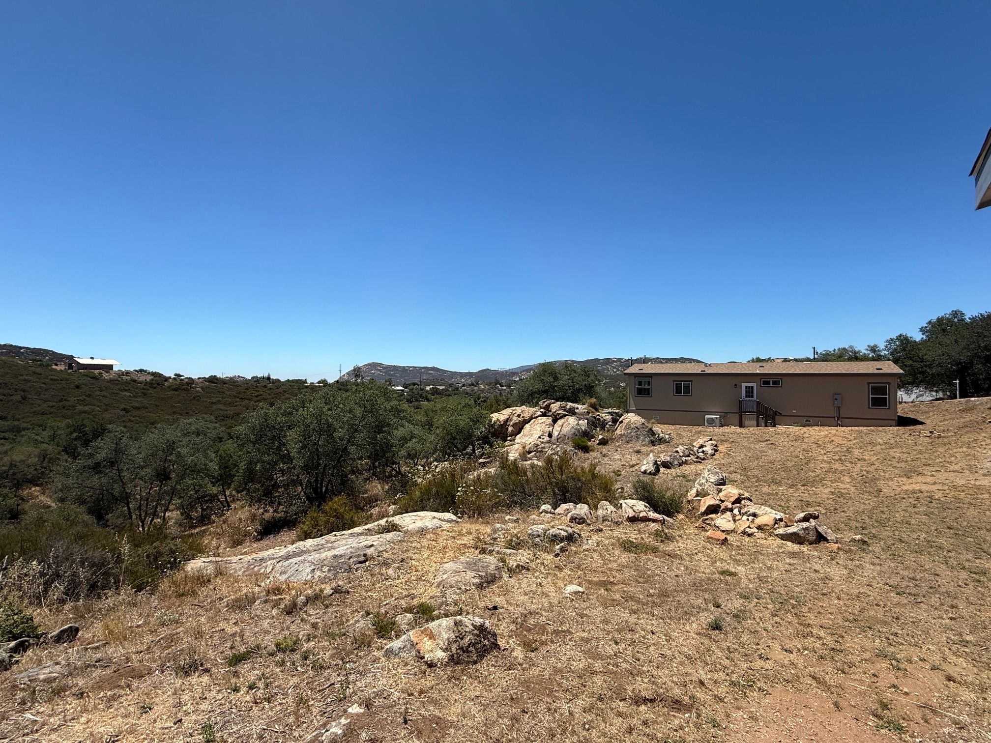  22815 Illahee Drive, Alpine, CA 91901 - 物件實景