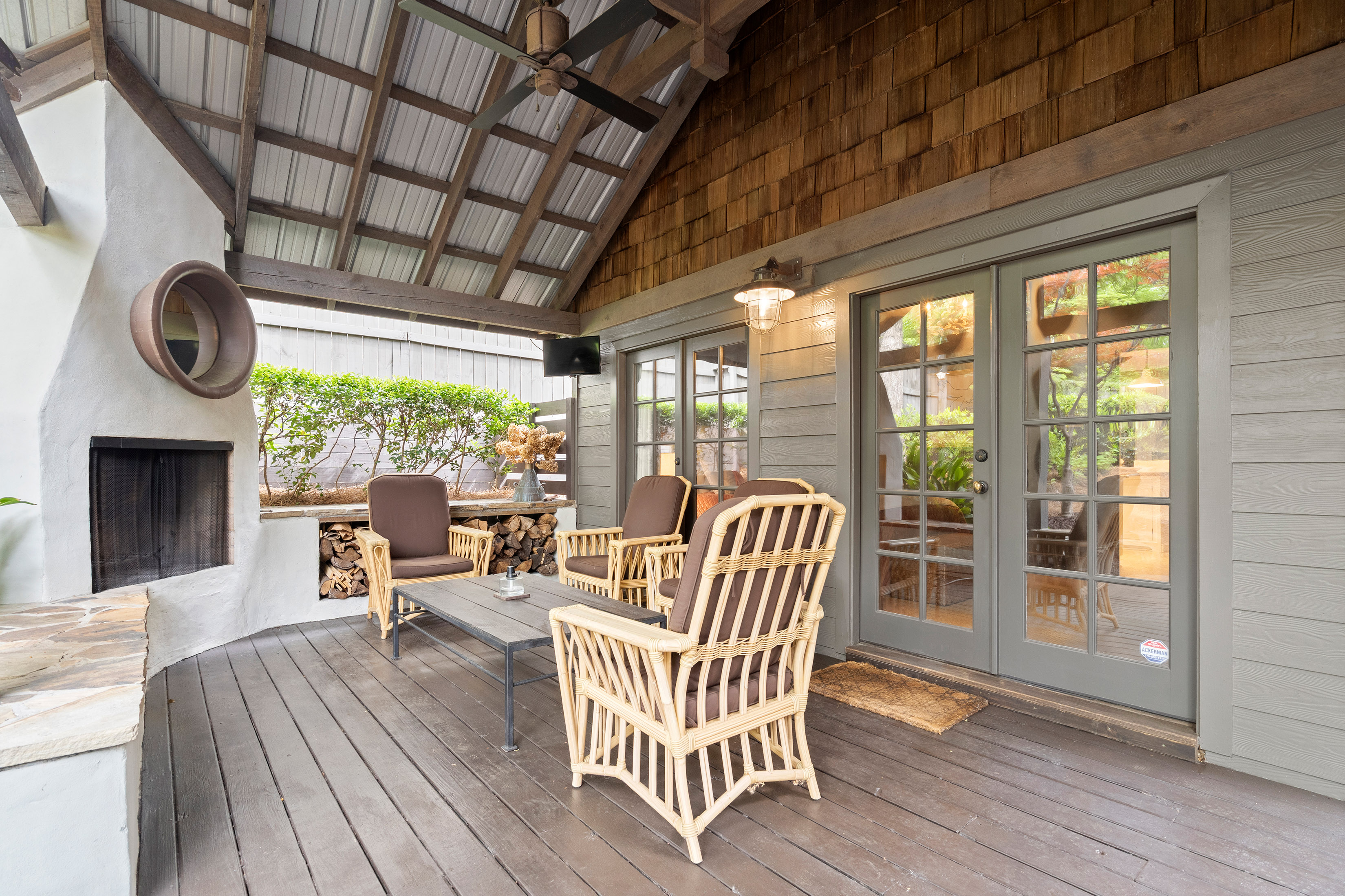  Charming Renovated 1935 Cottage in the Sought-After Underwood Hills Neighborhood - 物件實景