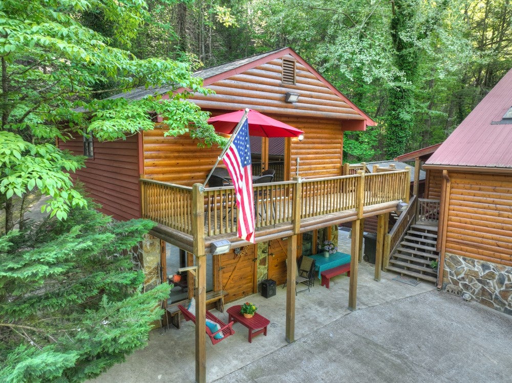 Blue Ridge, Georgia, 30513, United States, 4 Bedrooms Bedrooms, ,3 BathroomsBathrooms,Residential,For Sale,1858921