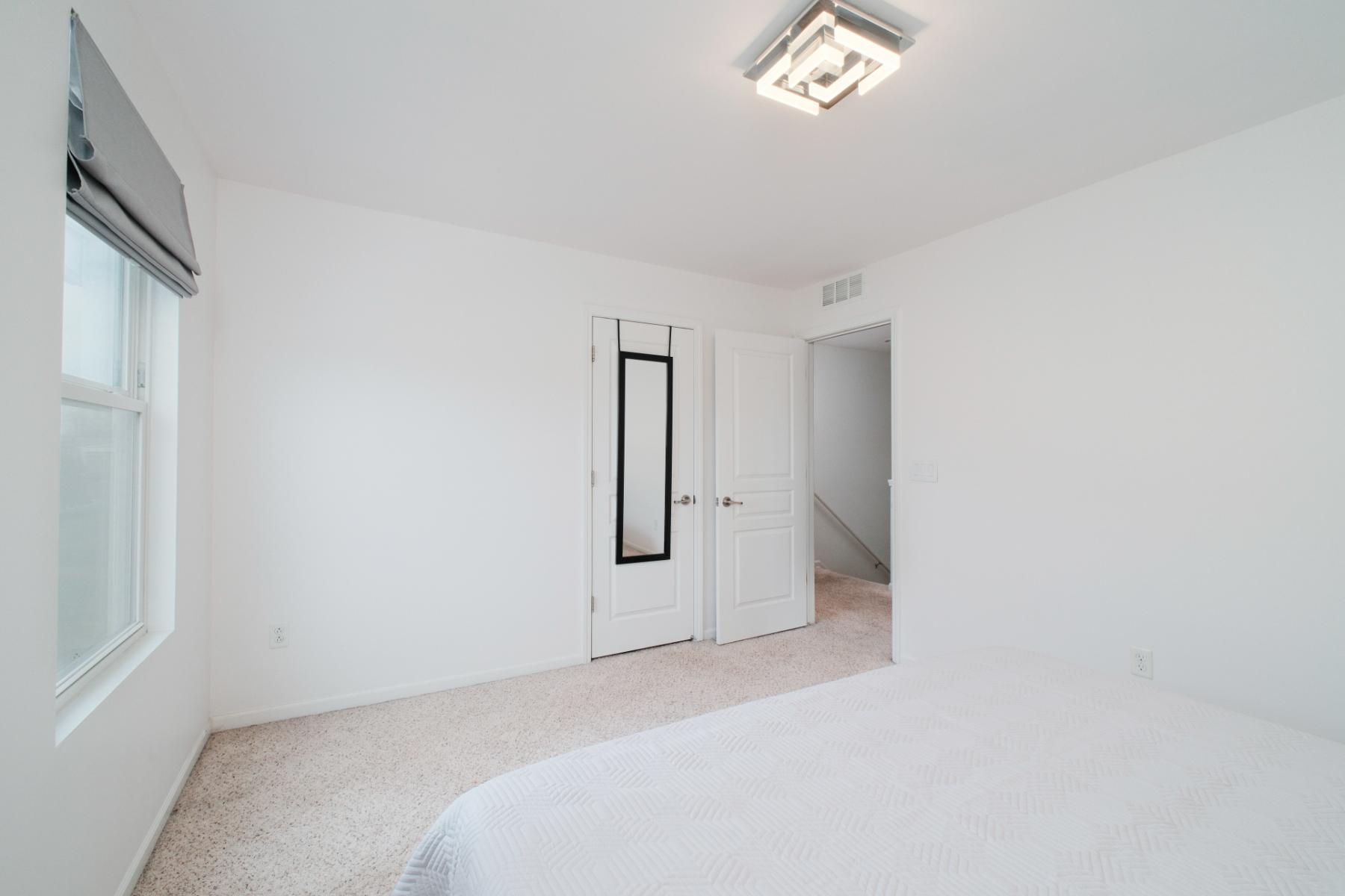  Lyon Township - 物件實景