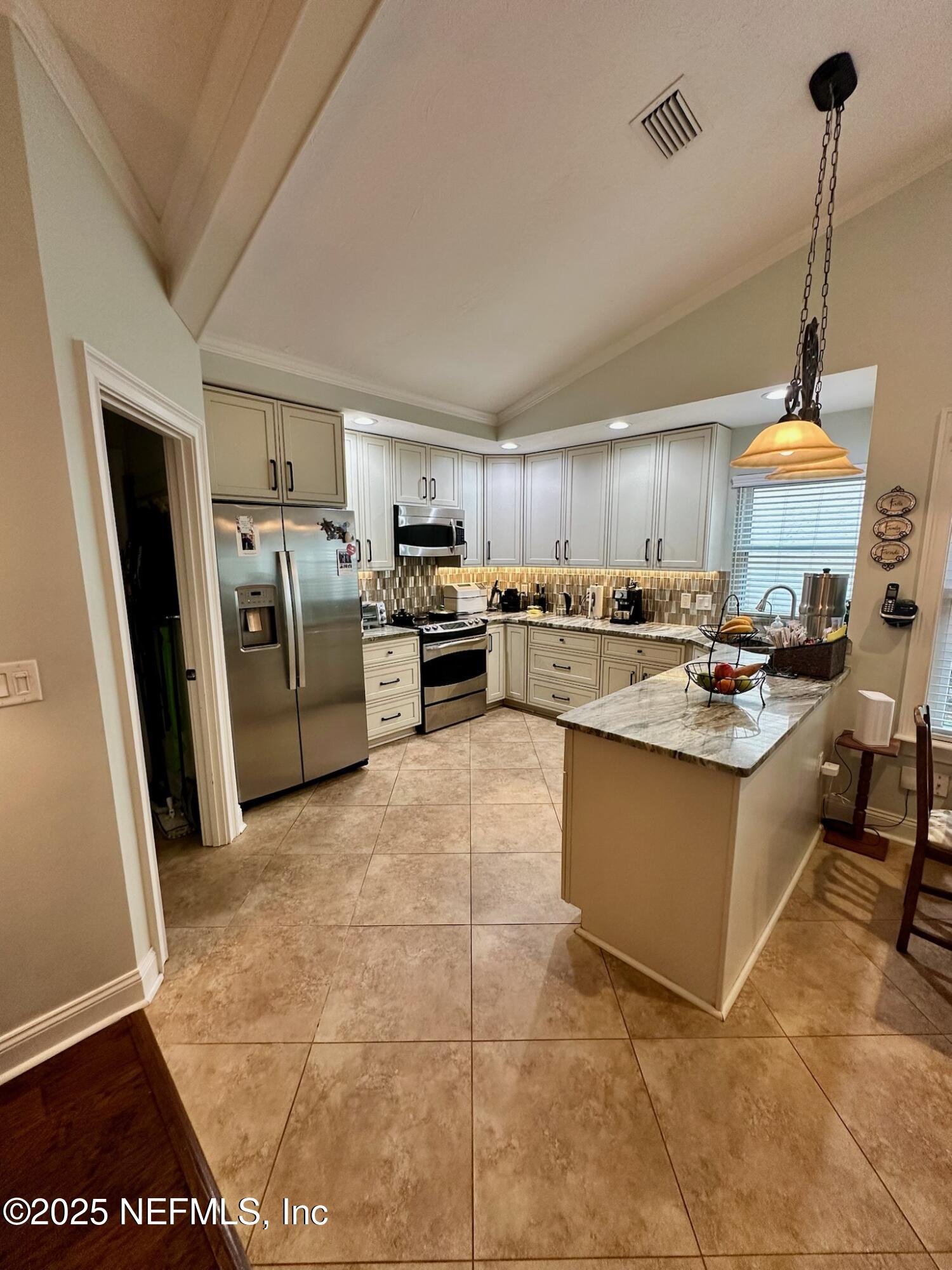 Jacksonville, Florida, 32217, United States, 3 Bedrooms Bedrooms, ,2 BathroomsBathrooms,Residential,For Sale,1839180