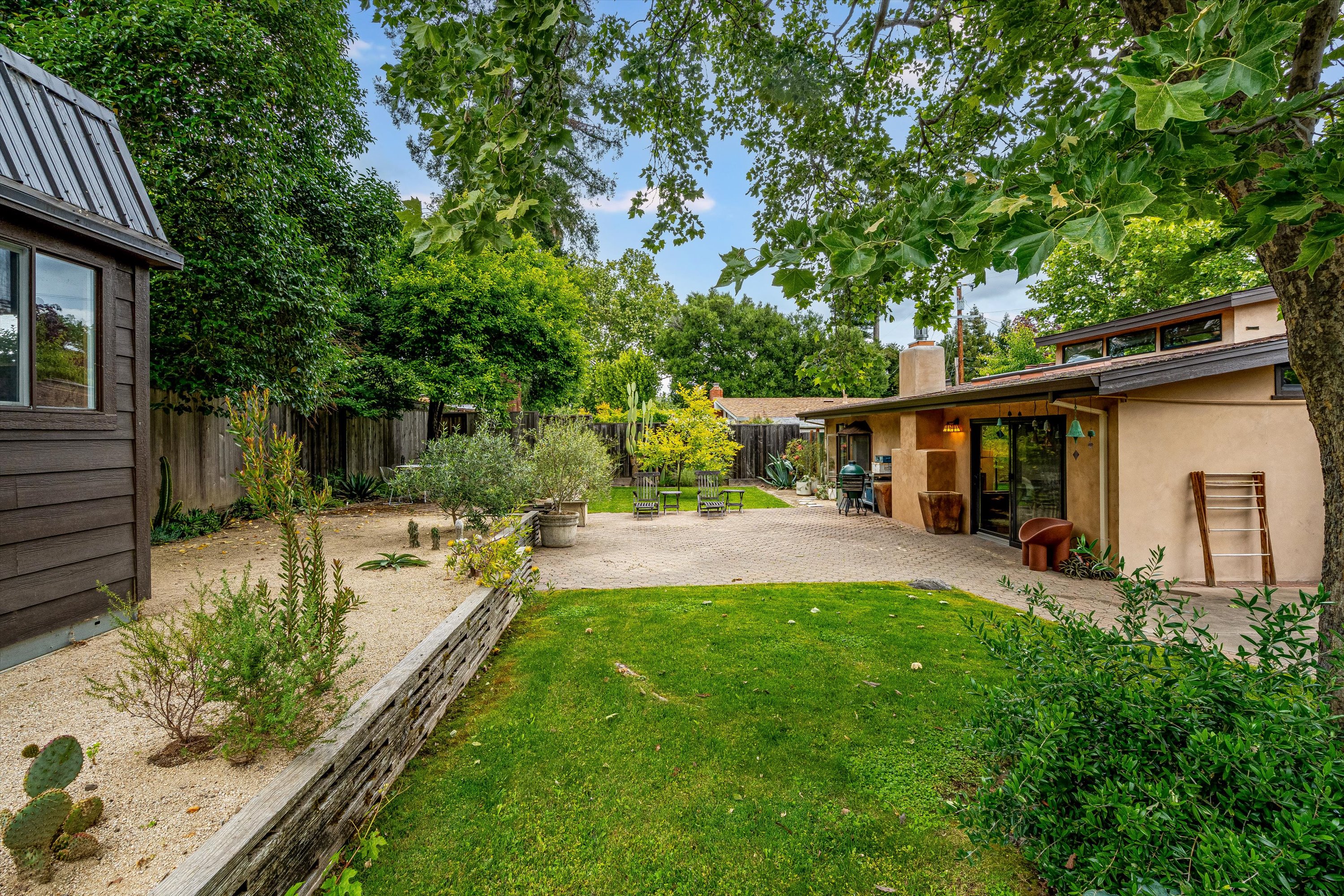  15551 Brookview Drive - 物件實景