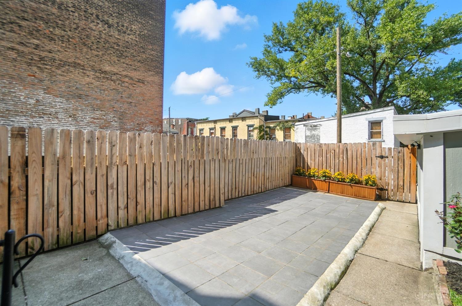 Cincinnati, Ohio, 45214, United States, 4 Bedrooms Bedrooms, ,3 BathroomsBathrooms,Residential,For Sale,1955713