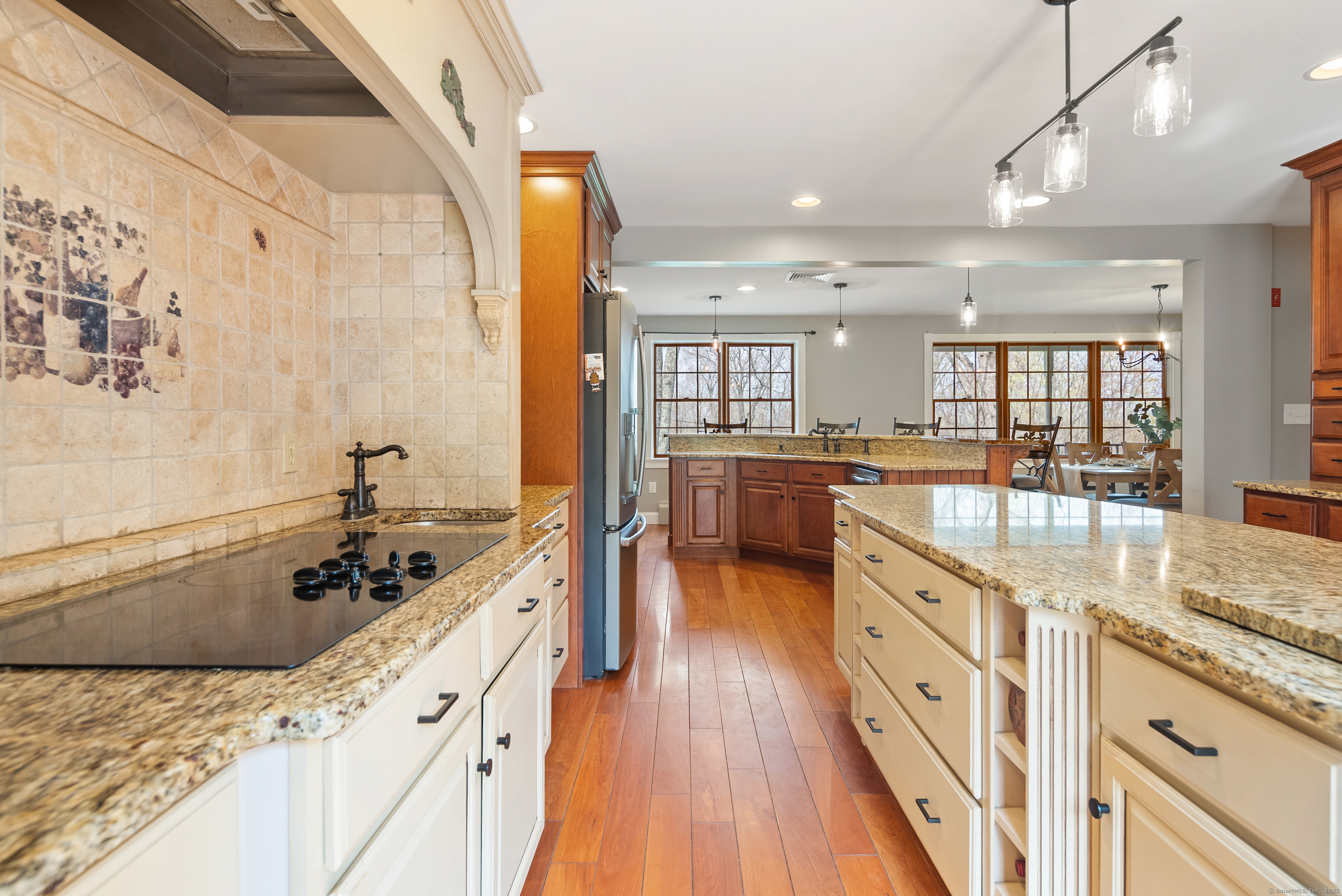 Somers, Connecticut, 06071, United States, 4 Bedrooms Bedrooms, ,4 BathroomsBathrooms,Residential,For Sale,1927442