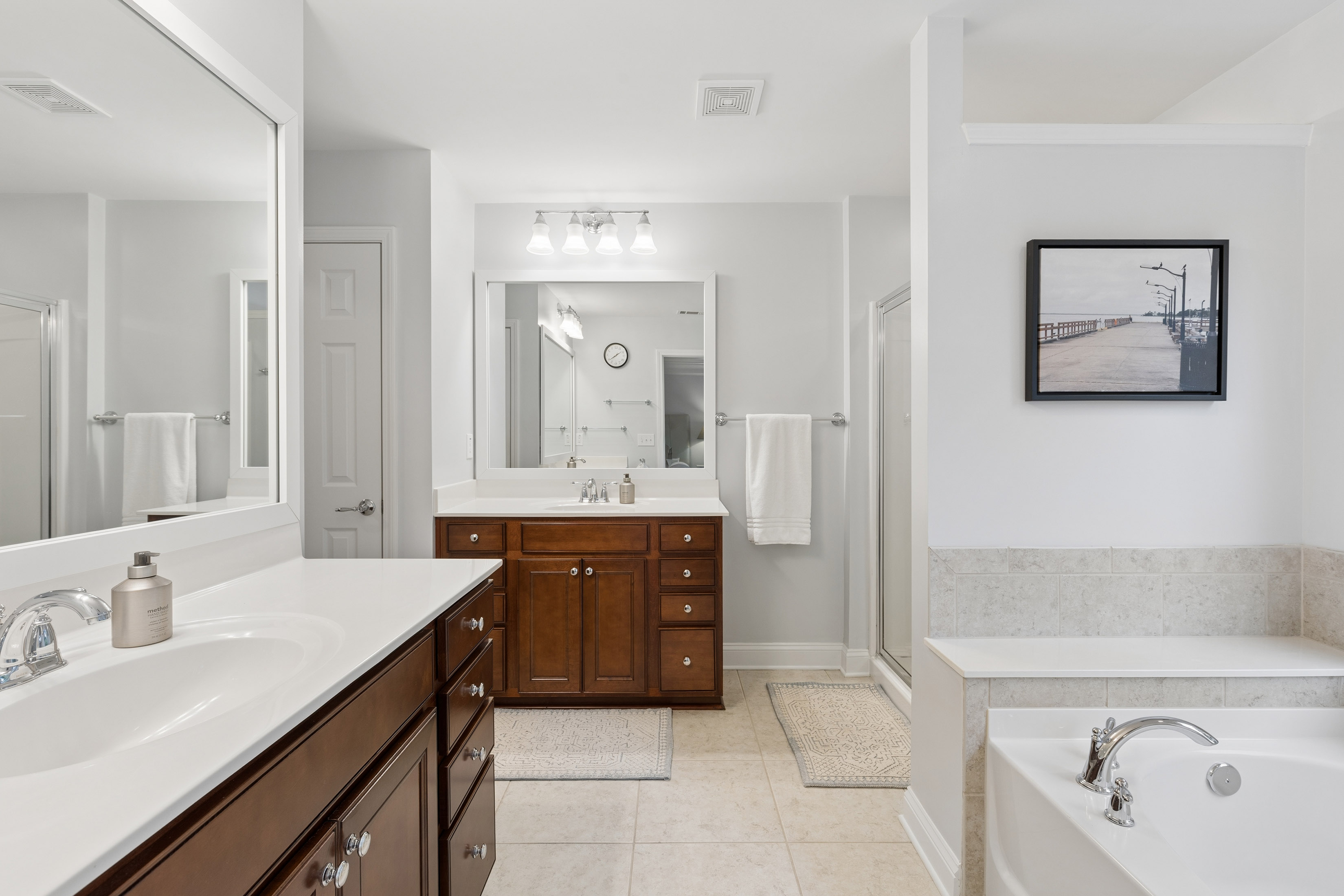  Beautifully Updated End-Unit Townhome Near Emory - 物件實景